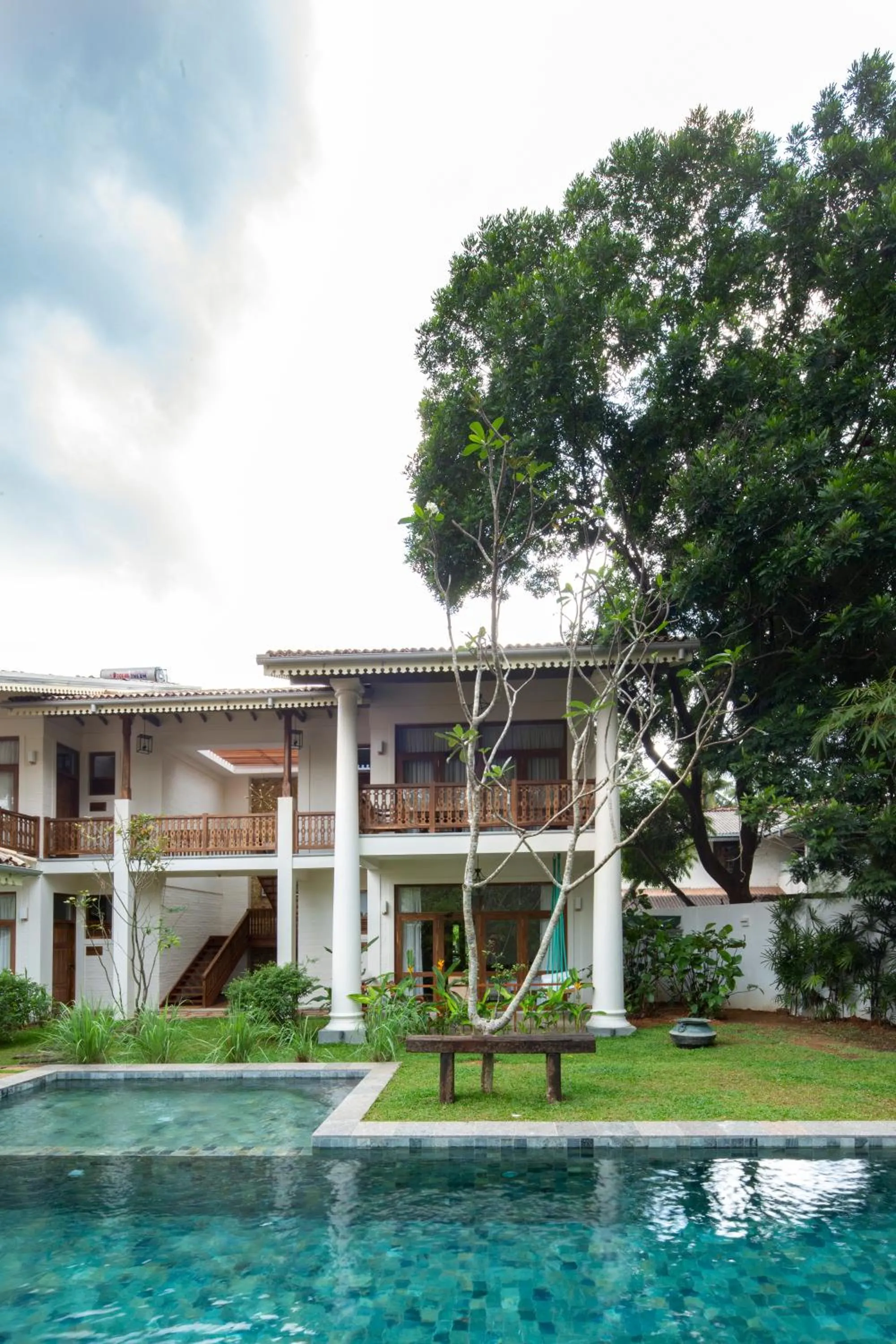 Swimming pool in Bilin Tree House