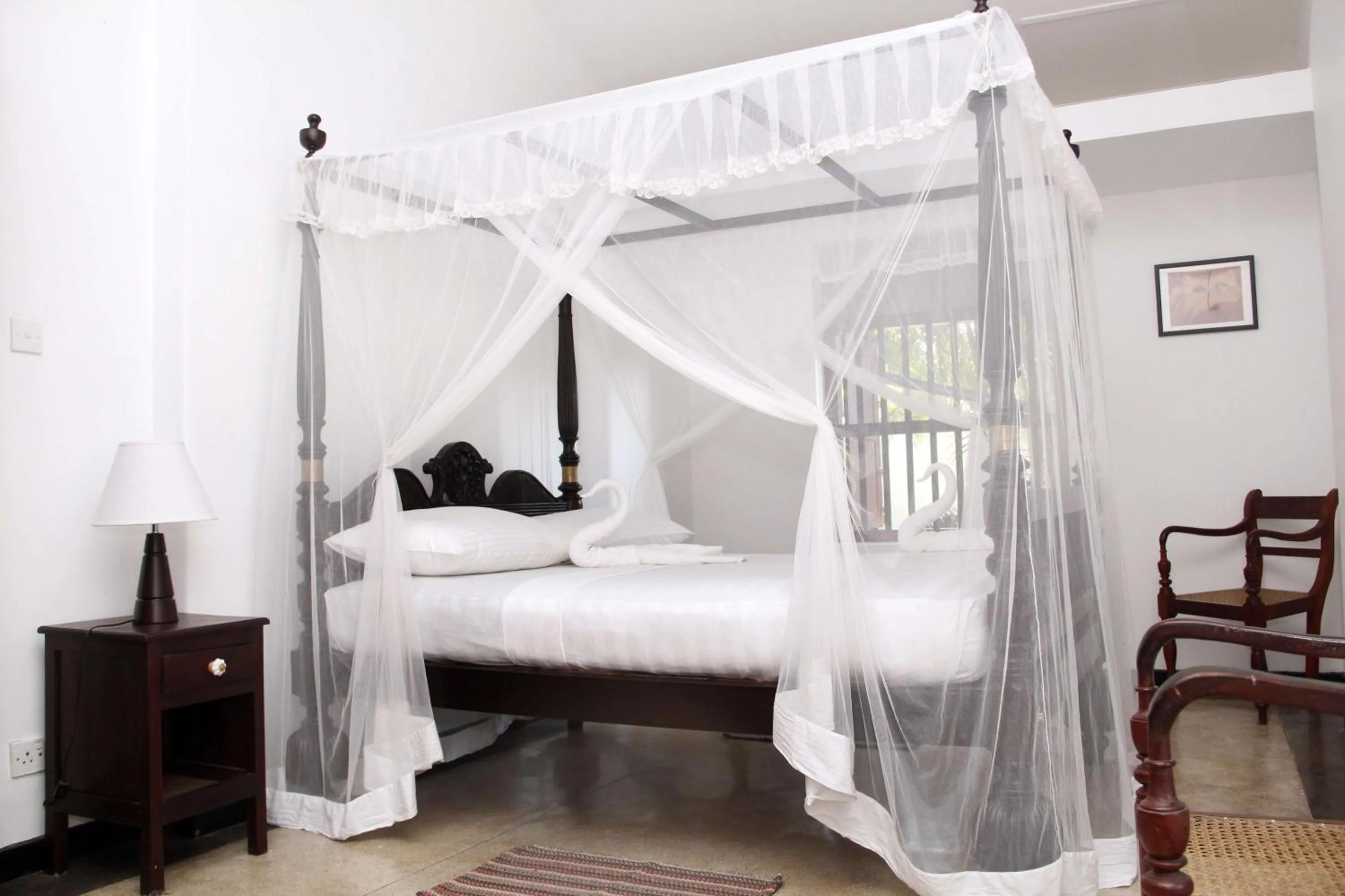 Bedroom, Bed in Bilin Tree House