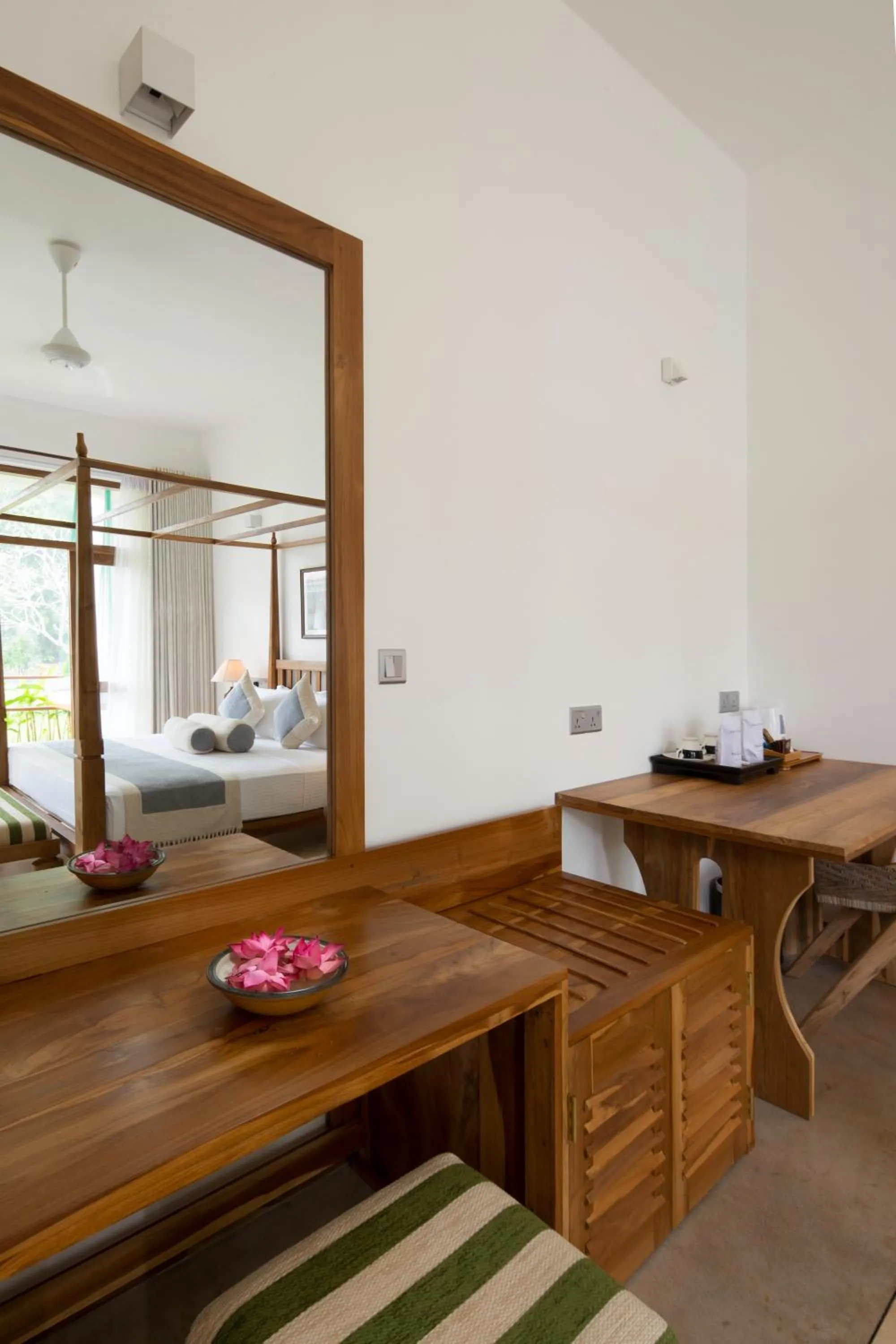 Coffee/tea facilities in Bilin Tree House