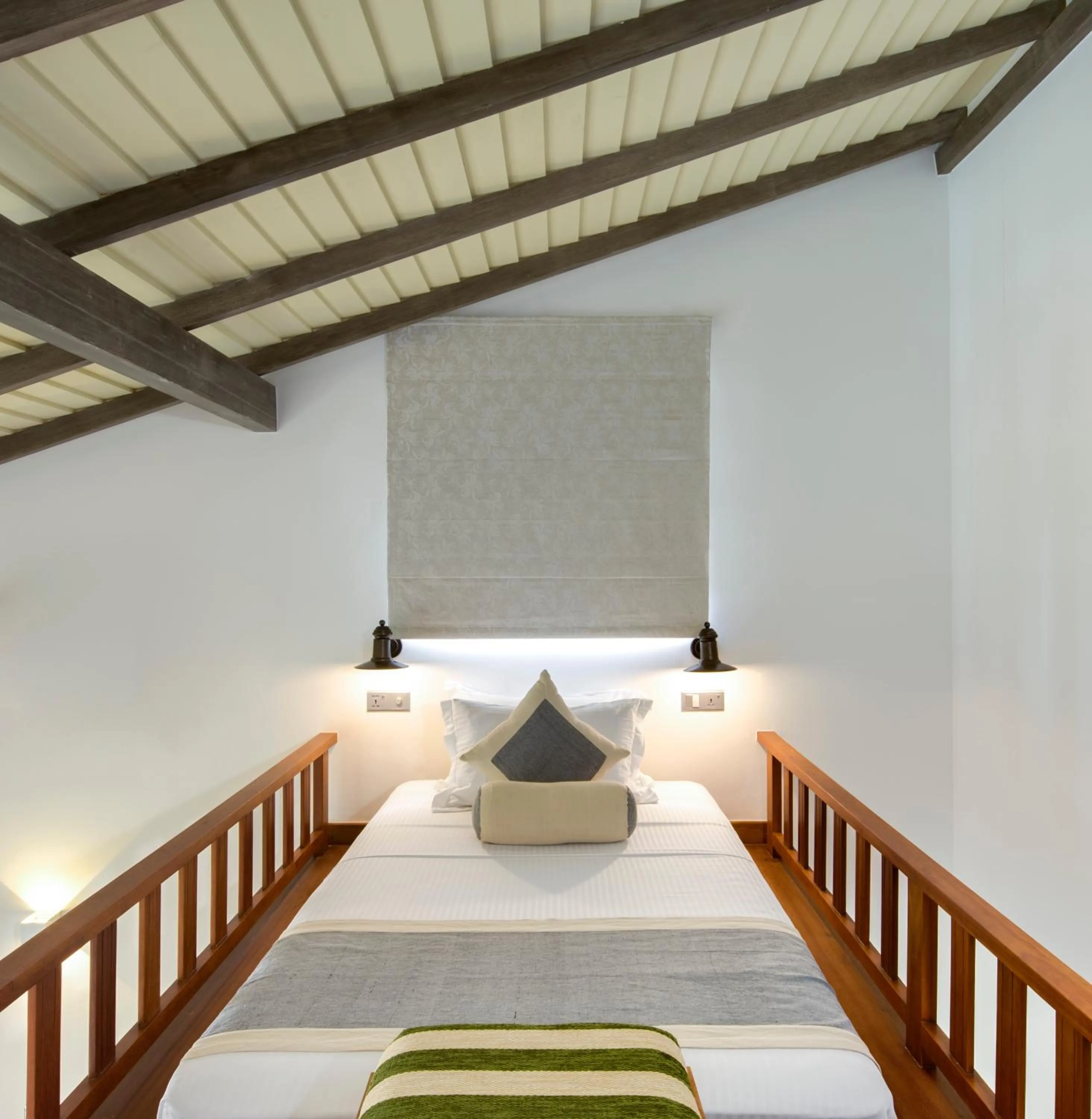 Bed in Bilin Tree House