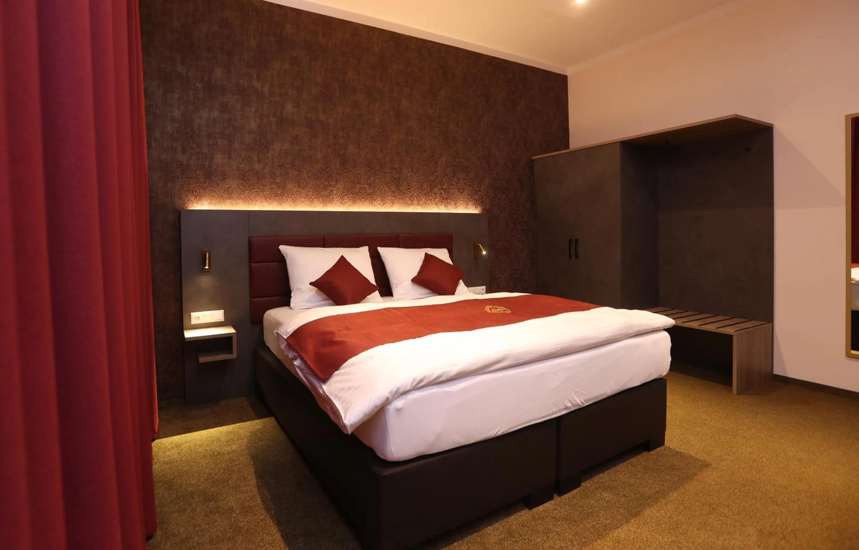 Double Room in Hotel Golden Pearl Magdeburg im Stadtzentrum