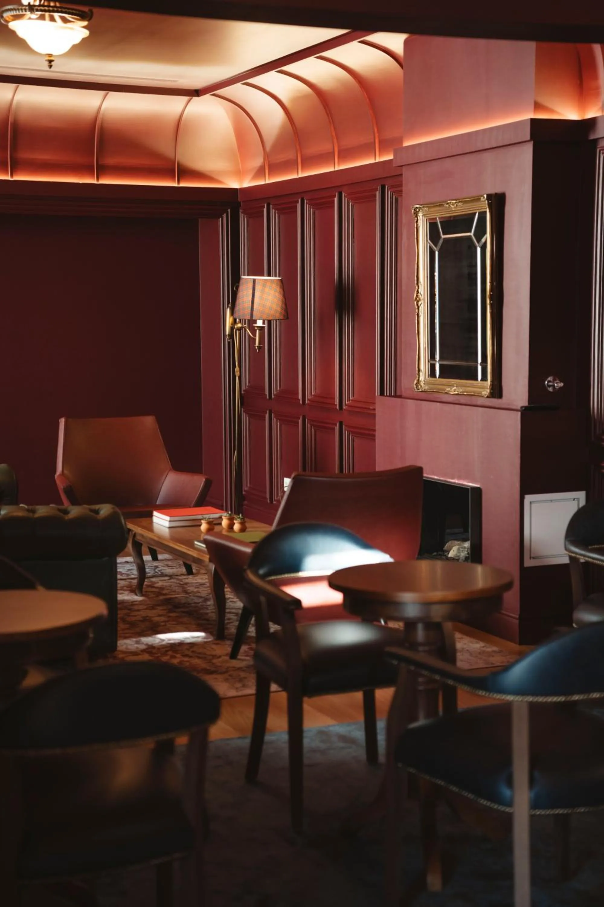 Lounge or bar in The Vinea Collection Hotel by Piamonte Hotels