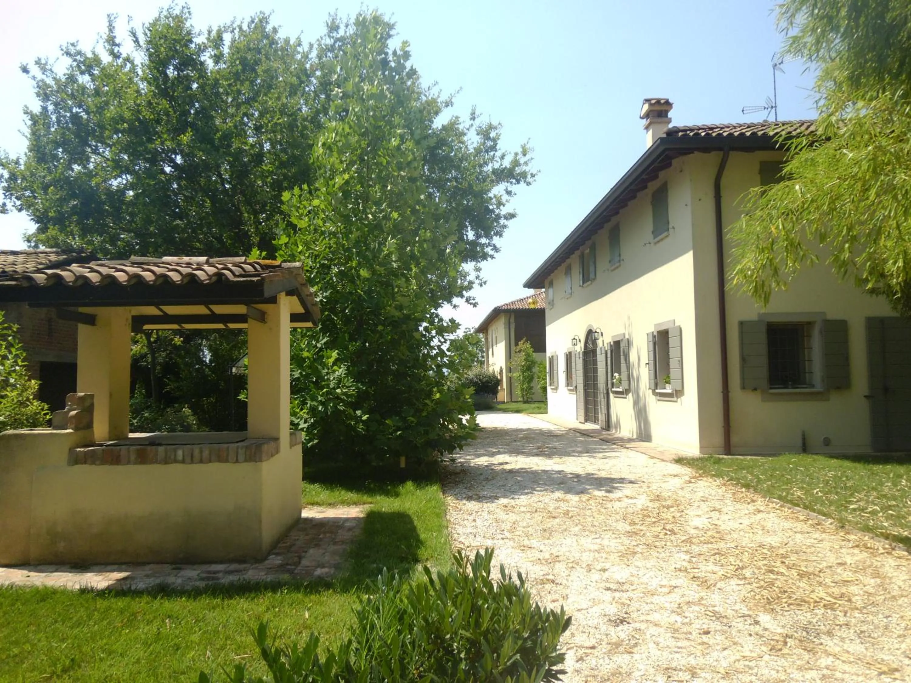 Property building in Locanda del Toro
