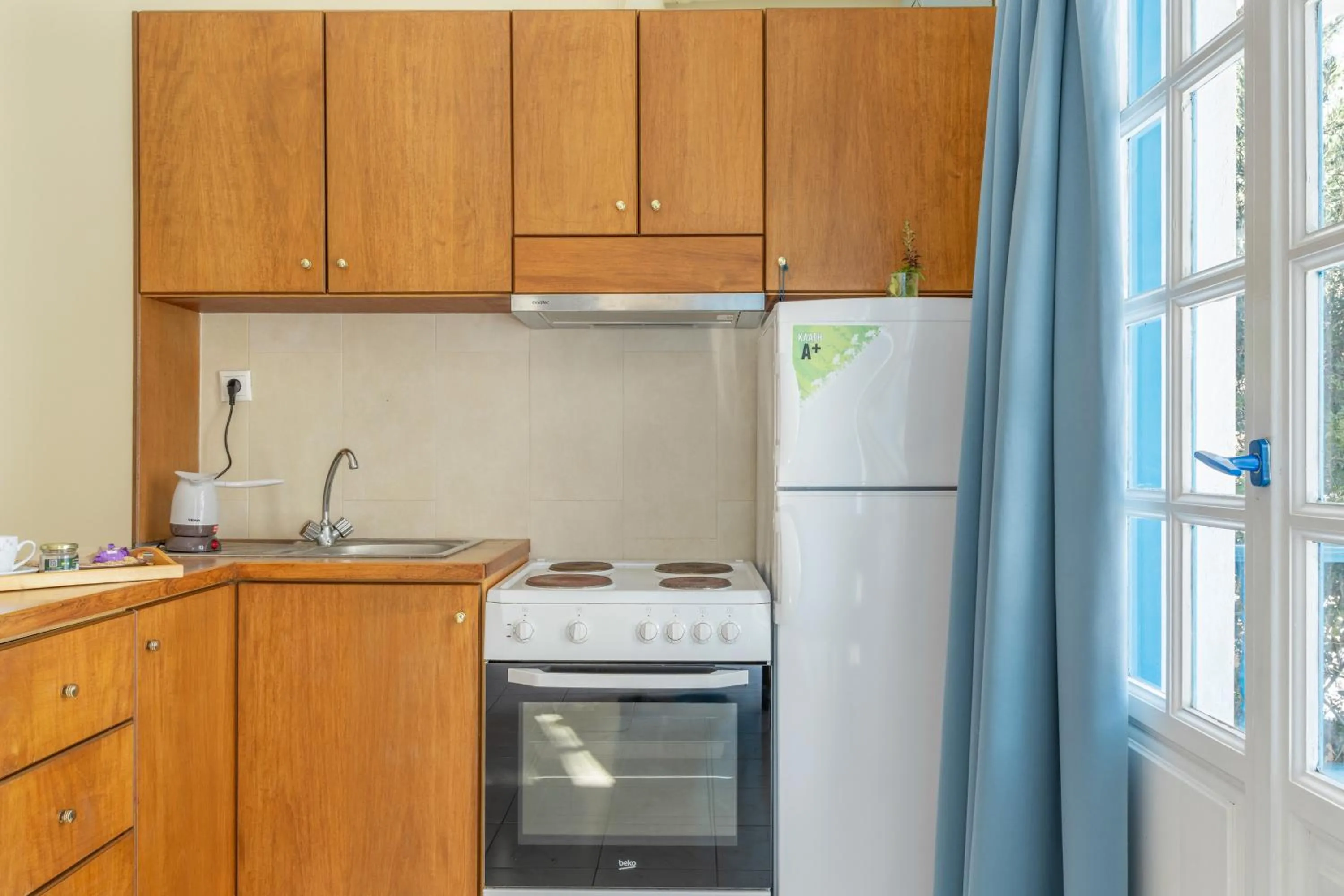Kitchen or kitchenette in Hotel Glaros Karpathos