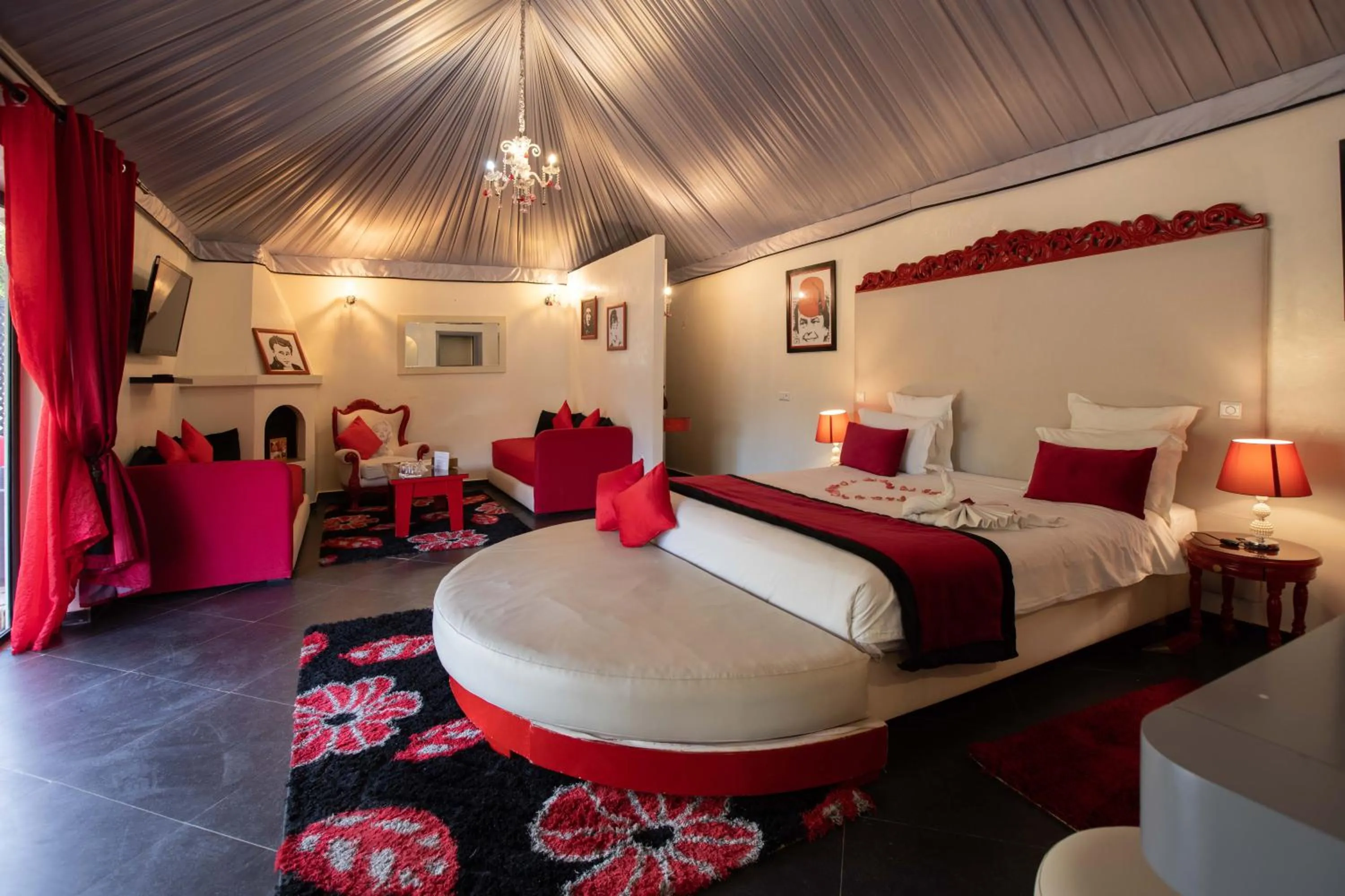 Bed in Eden Lodges & SPA-Boutique Hôtel de Luxe