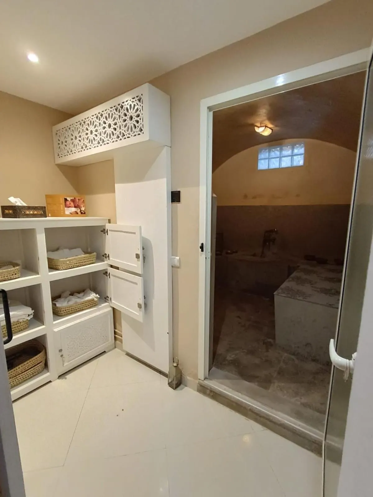 Steam room, Bed in Eden Lodges & SPA-Boutique Hôtel de Luxe