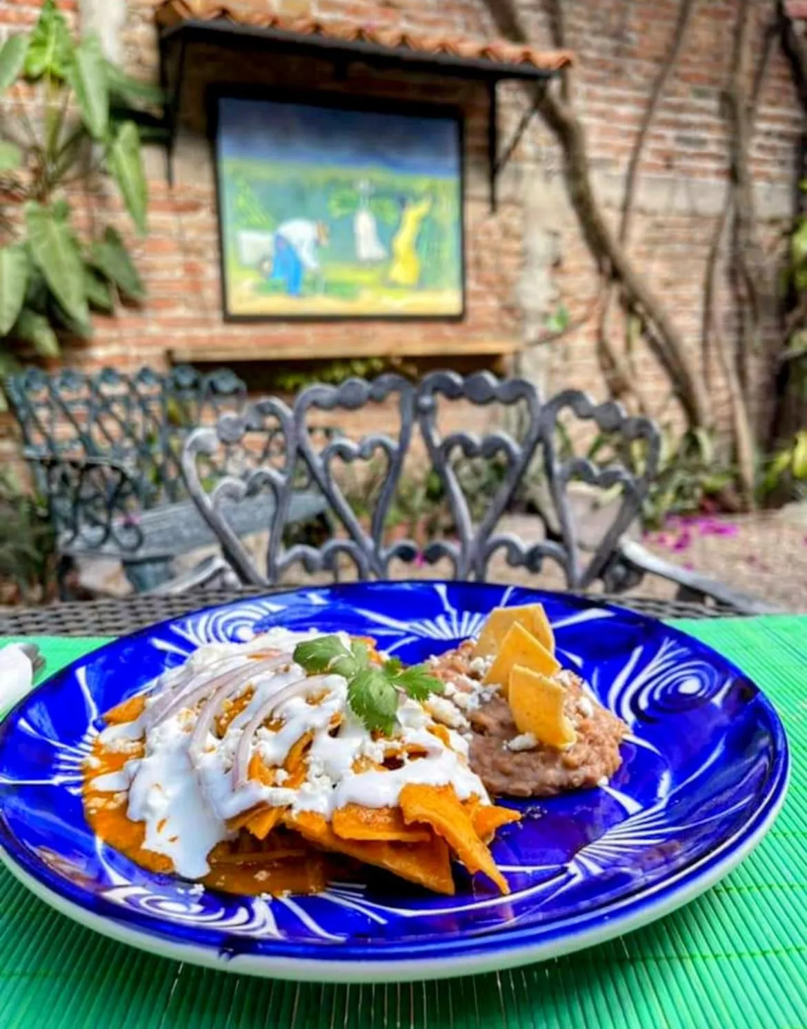 Restaurant/places to eat in Casa Contenta