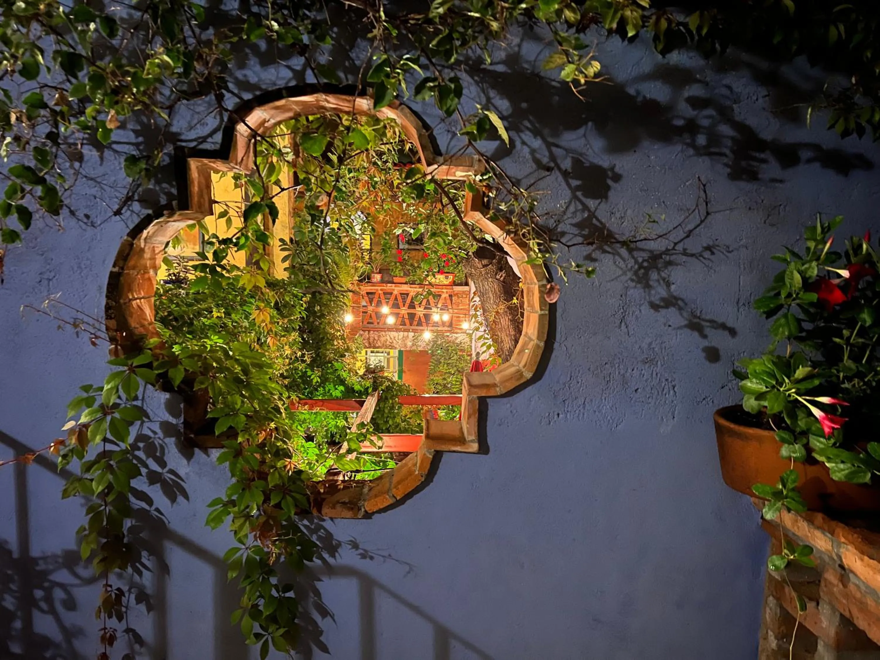 Night, Bird's-eye View in Casa Contenta