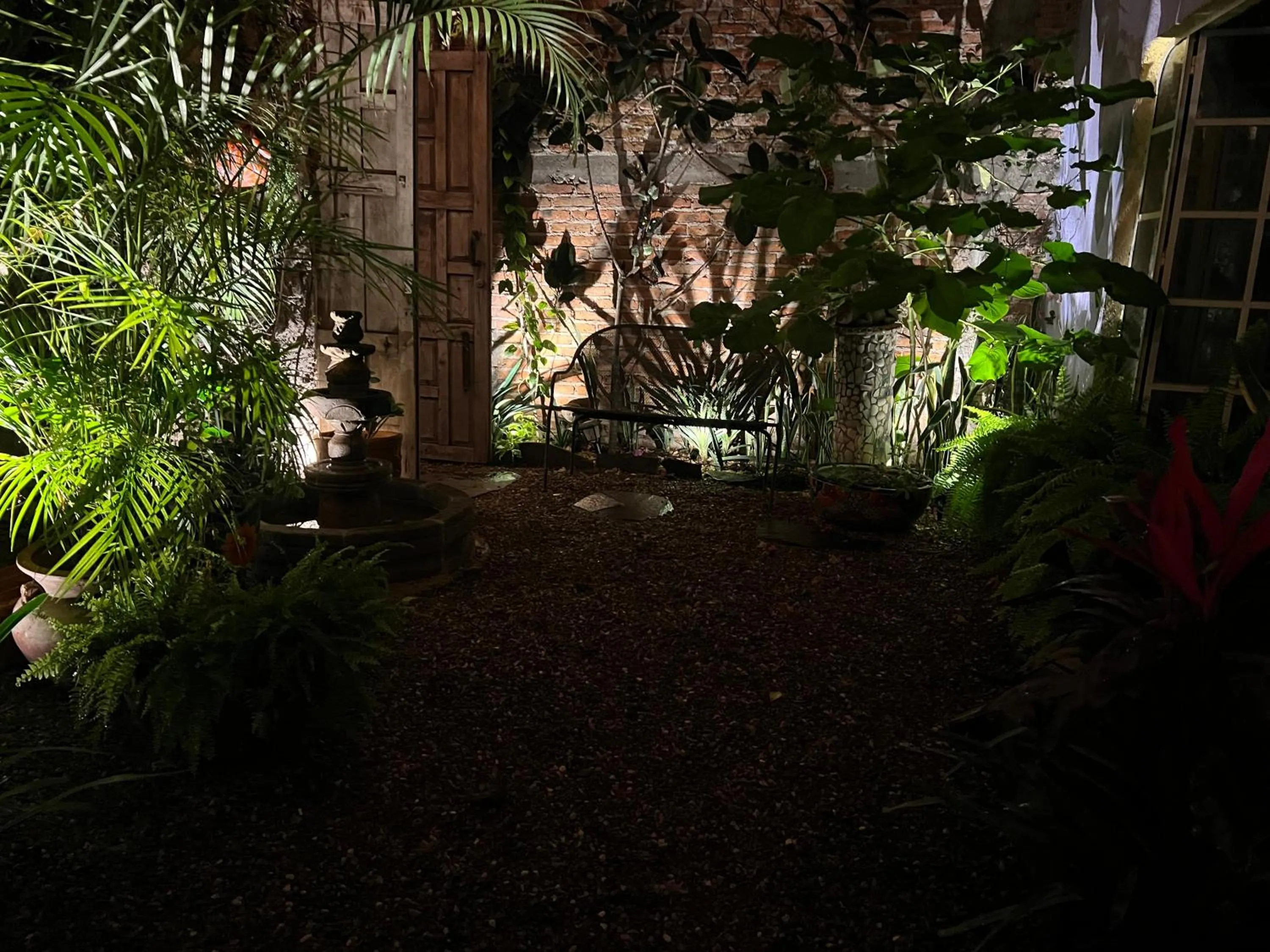 Night in Casa Contenta