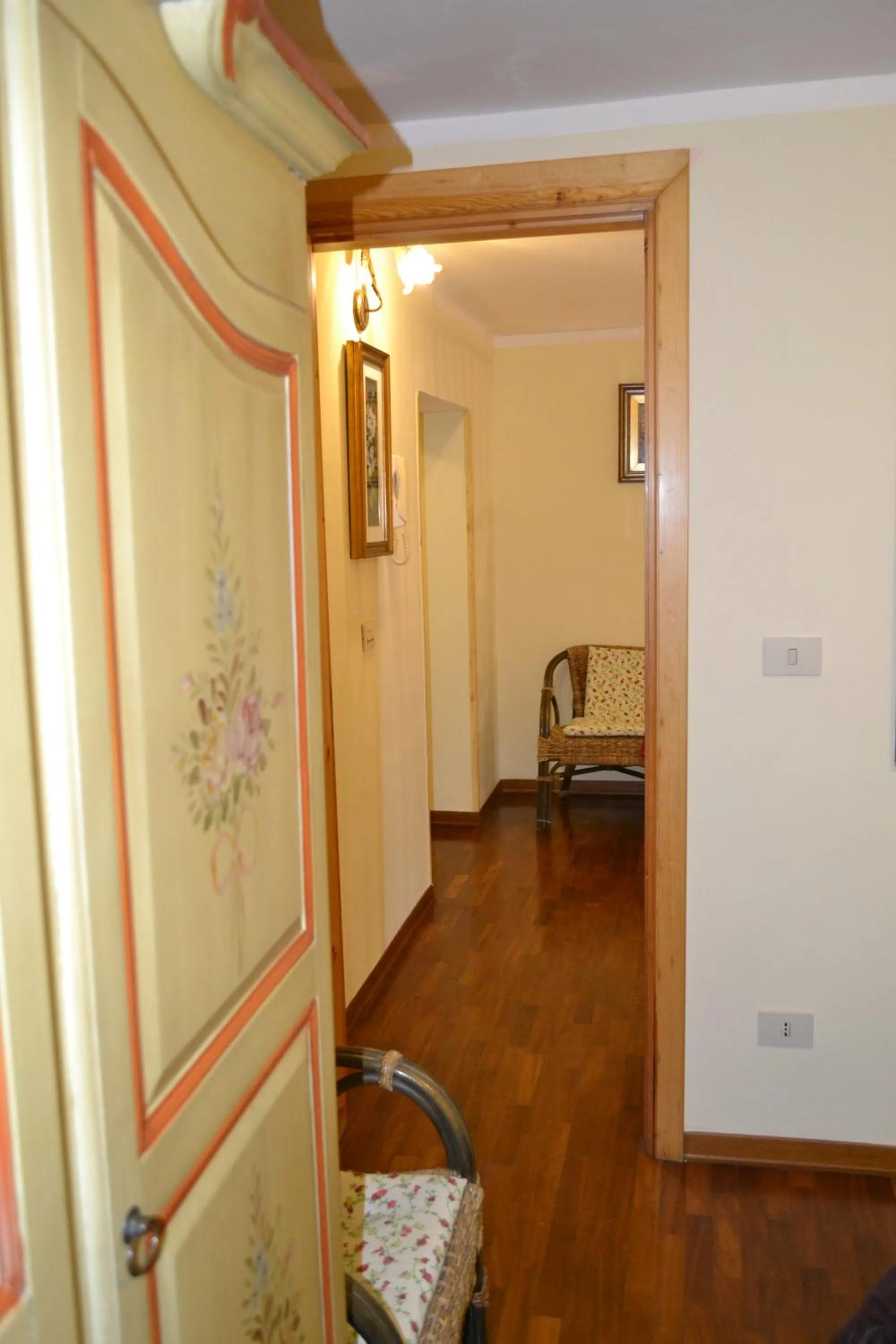 Decorative detail in Antiche Melodie