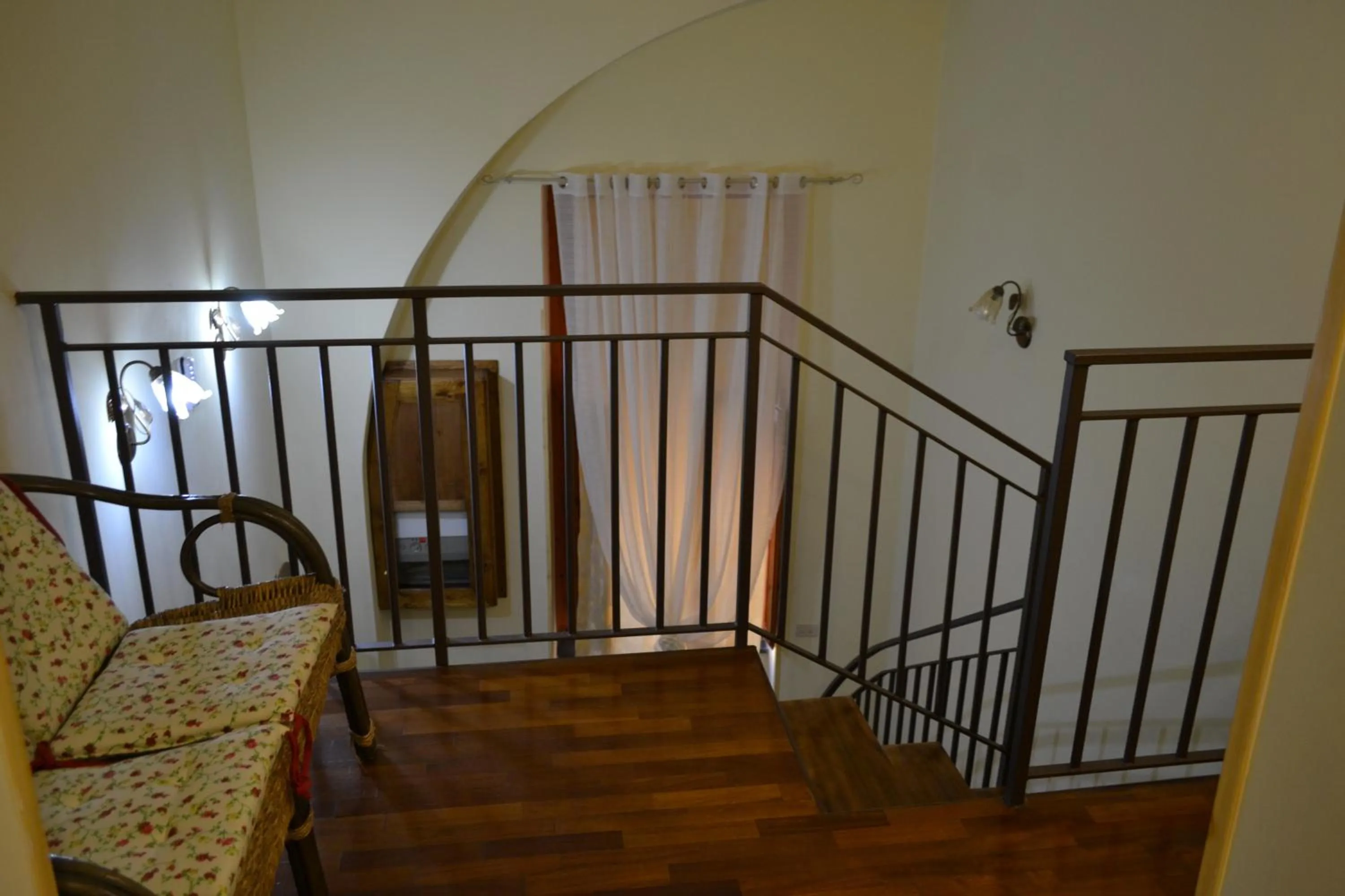 Decorative detail in Antiche Melodie