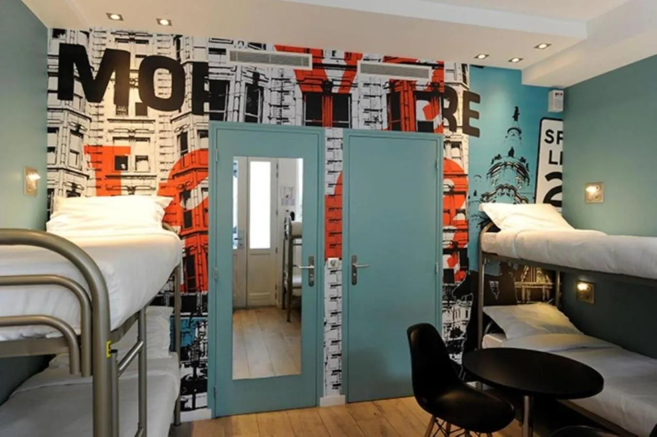 Bedroom, Bed in The 3 Ducks Eiffel Tower by Hiphophostels