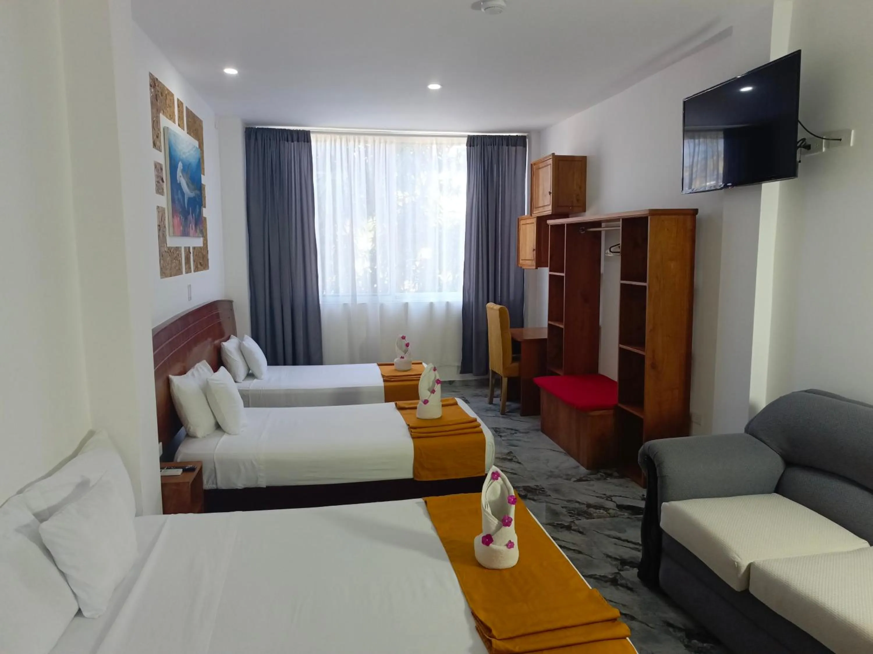 Bedroom, Bed in Patty House Galapagos