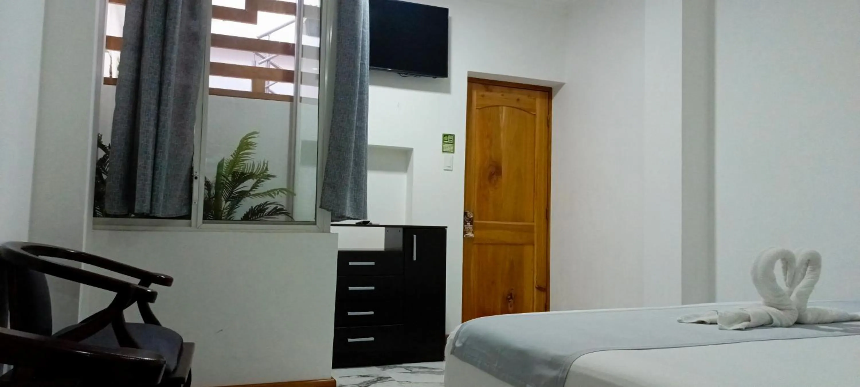 Bed in Patty House Galapagos