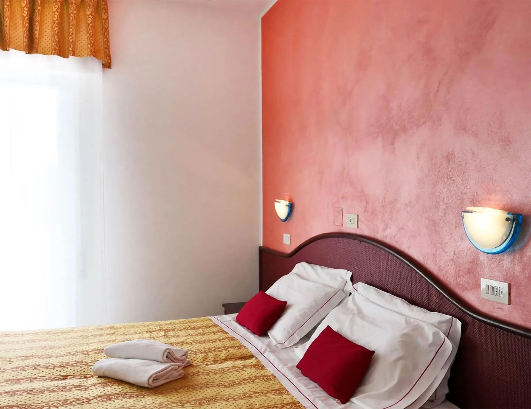 Bedroom, Bed in Hotel Vittoria