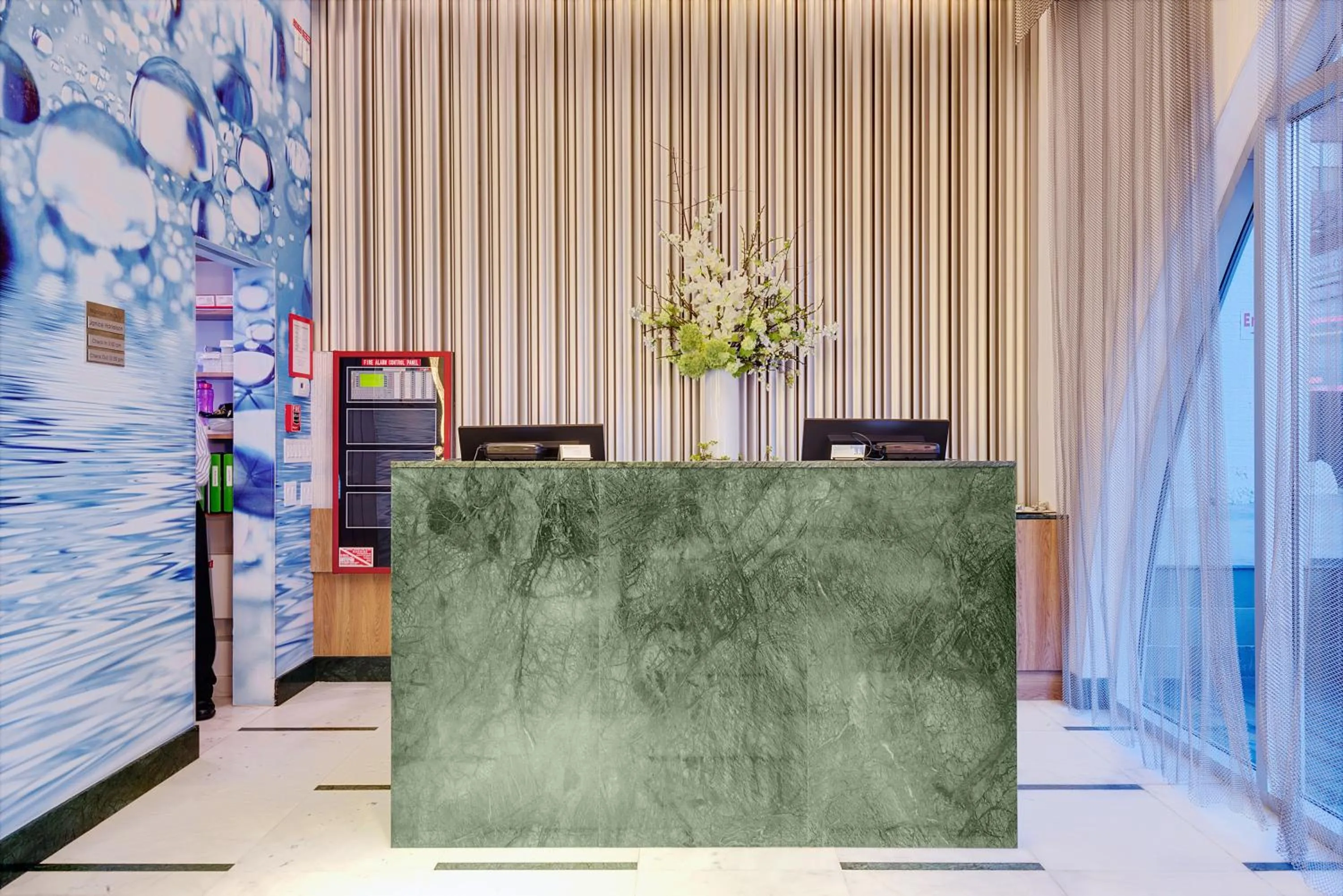 Lobby or reception in Wyndham Garden Brooklyn Sunset Park