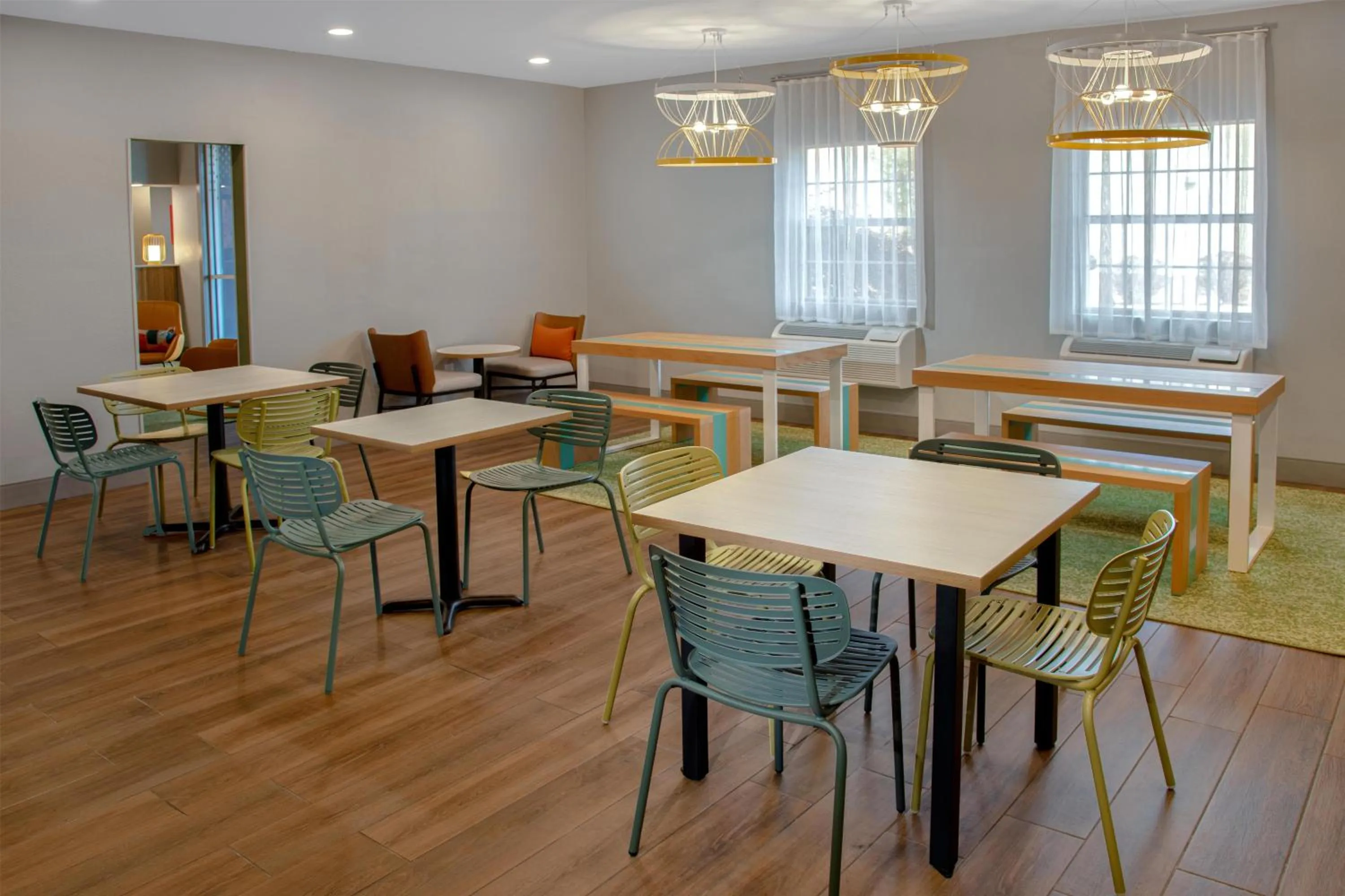 Breakfast in Spark by Hilton St Robert Fort Leonard Wood