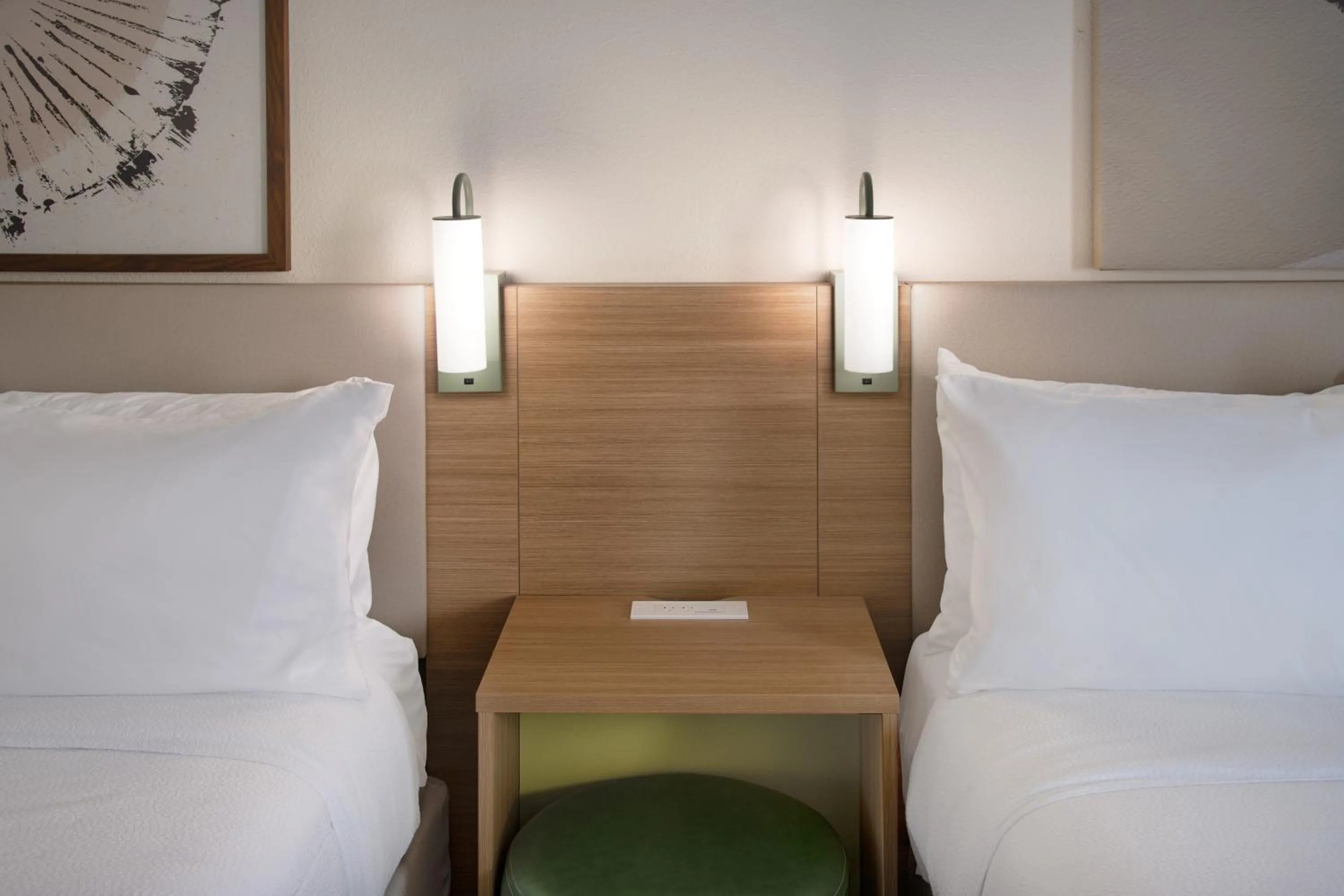 Bedroom, Bed in Spark by Hilton St Robert Fort Leonard Wood