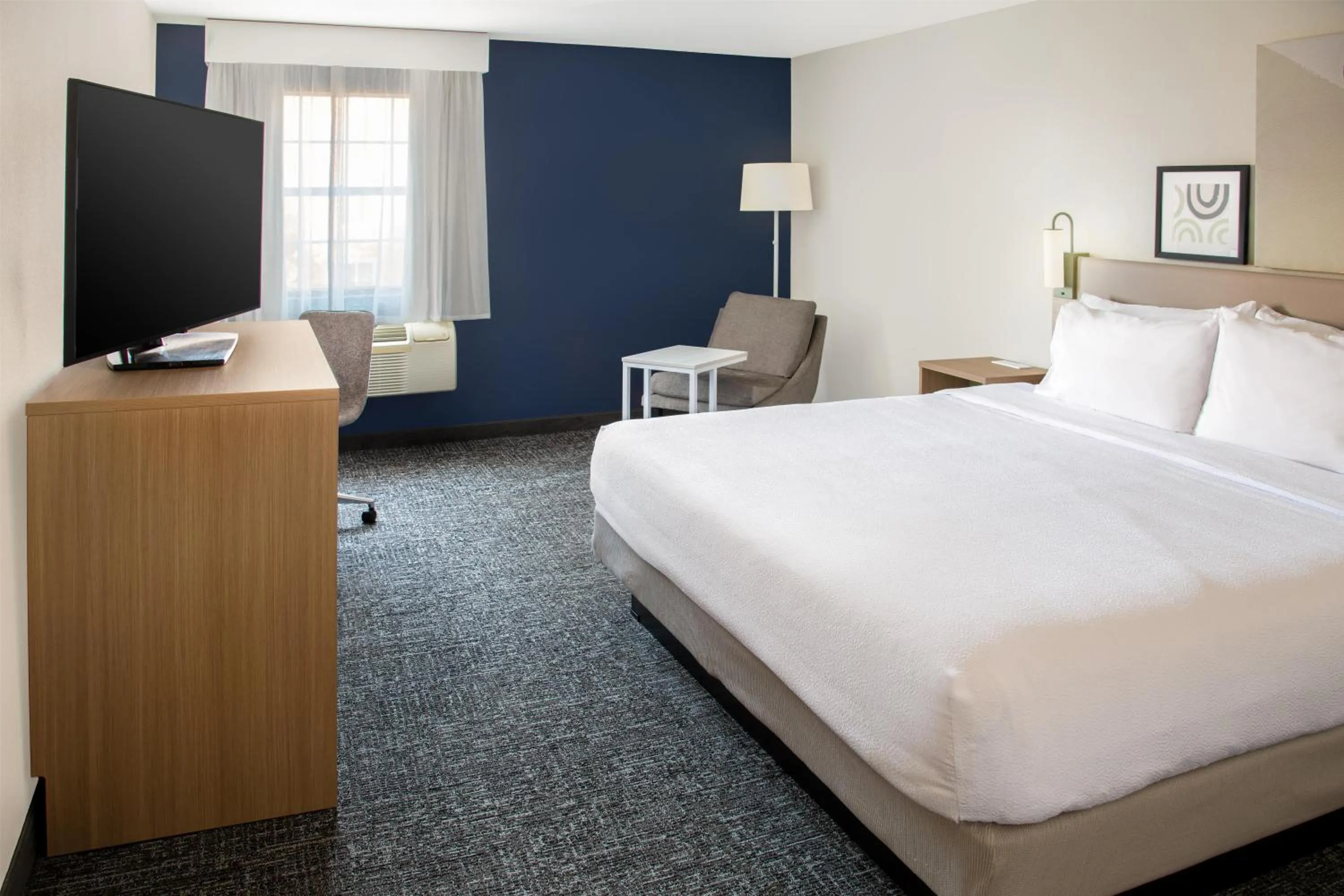 Bed in Spark by Hilton St Robert Fort Leonard Wood