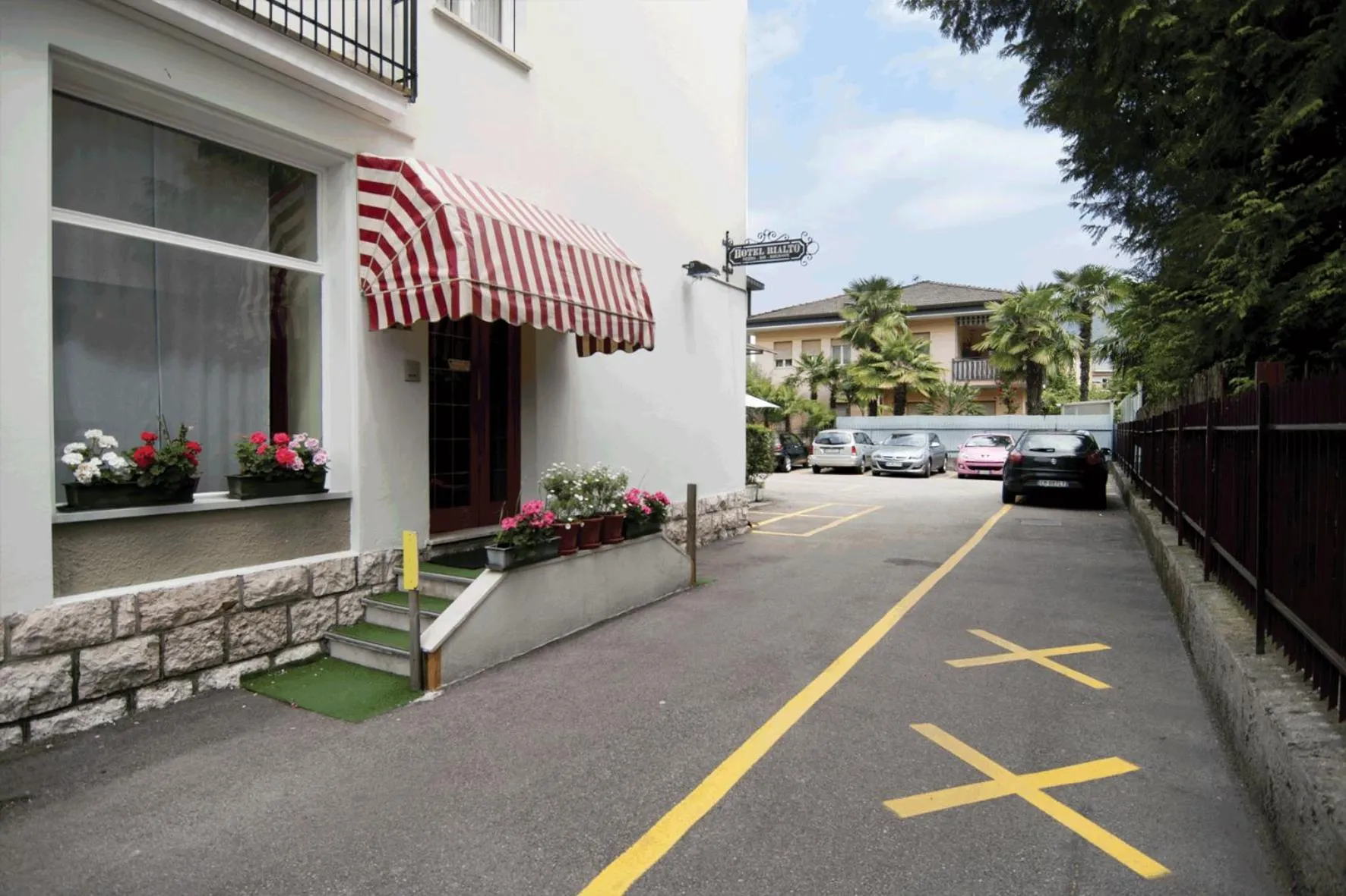 Facade/entrance in Hotel Rialto