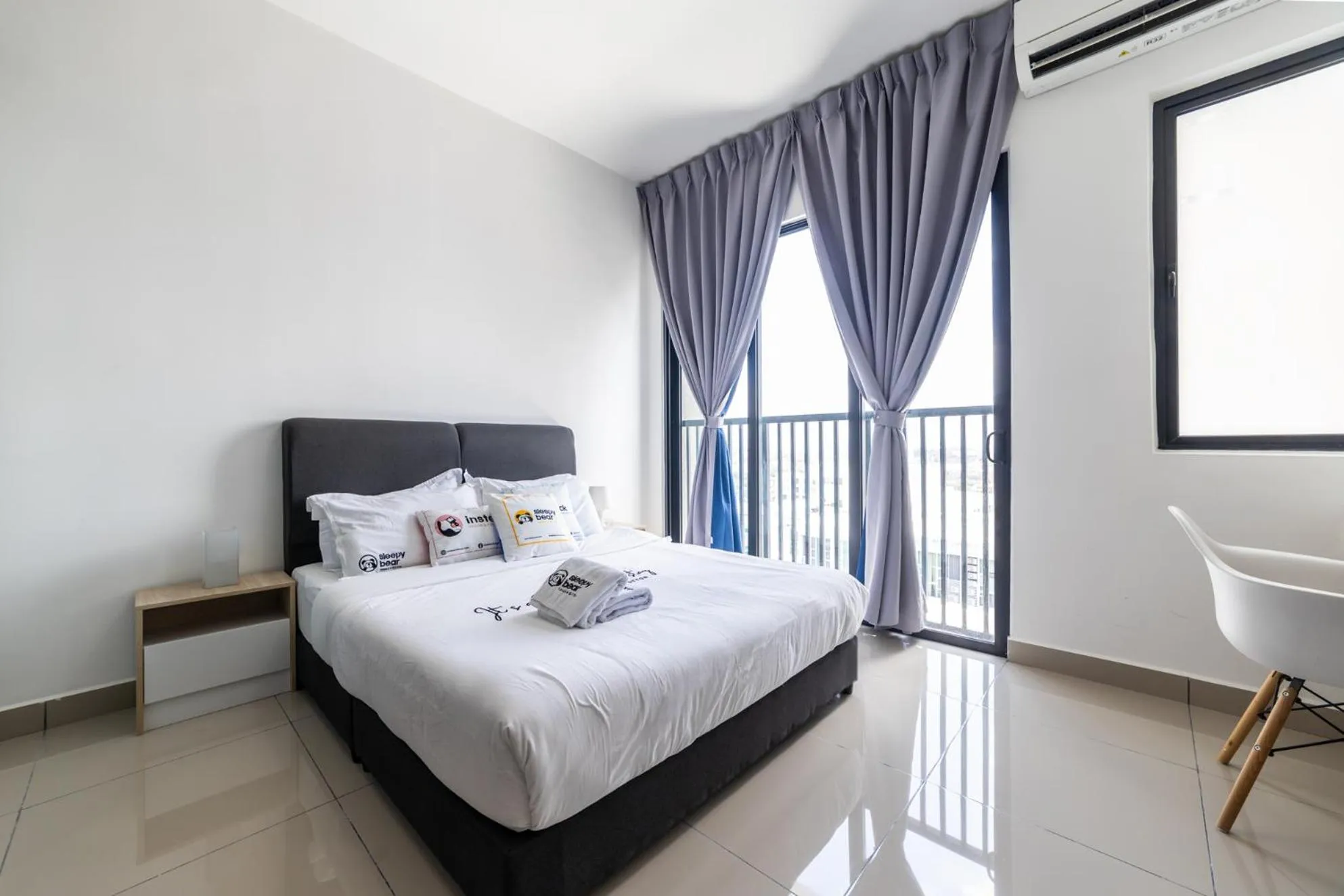 Bed in Alinea Suites Shah Alam by Sleepy Bear