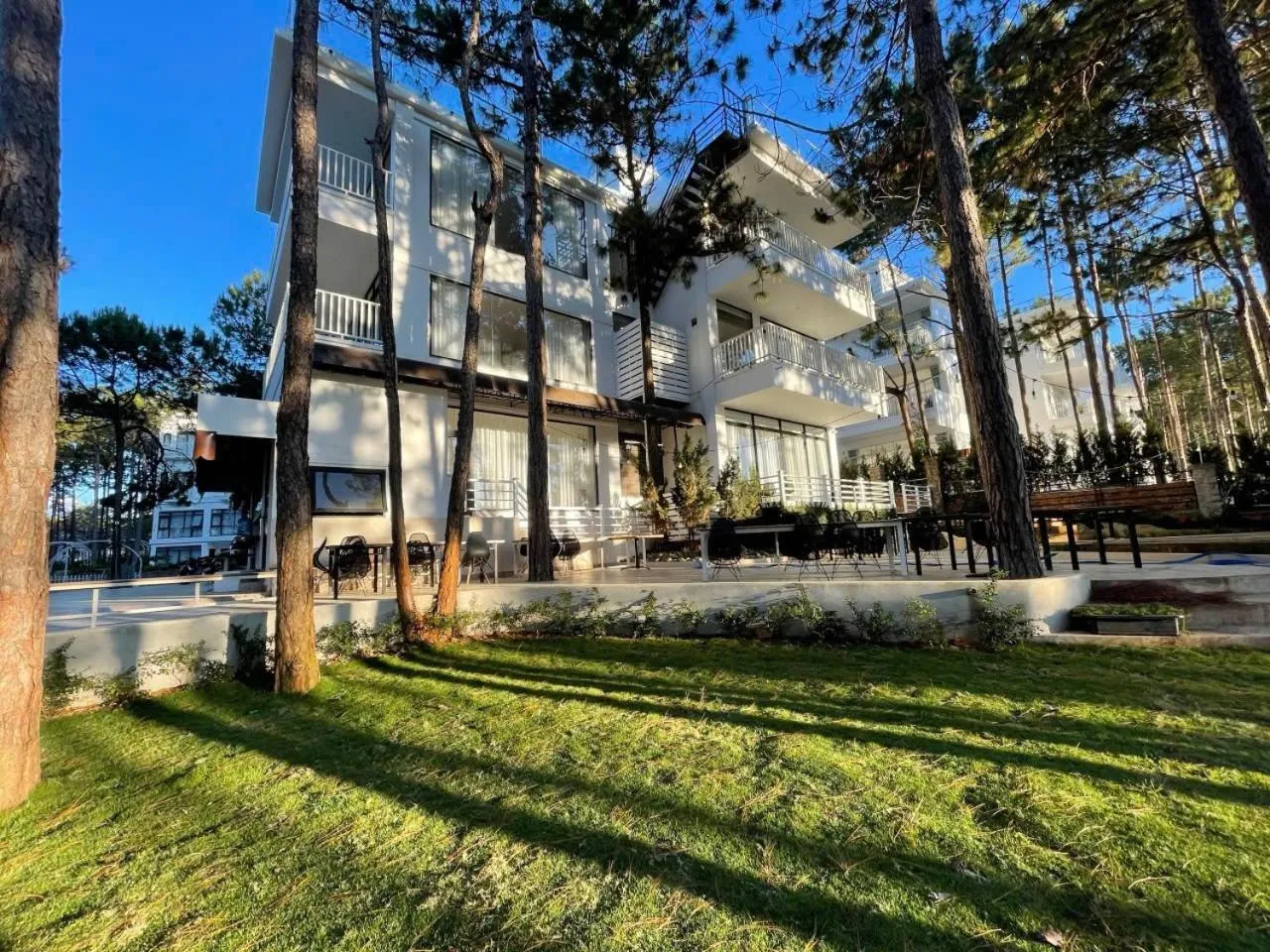 Property building in Romeo & Juliet Dalat