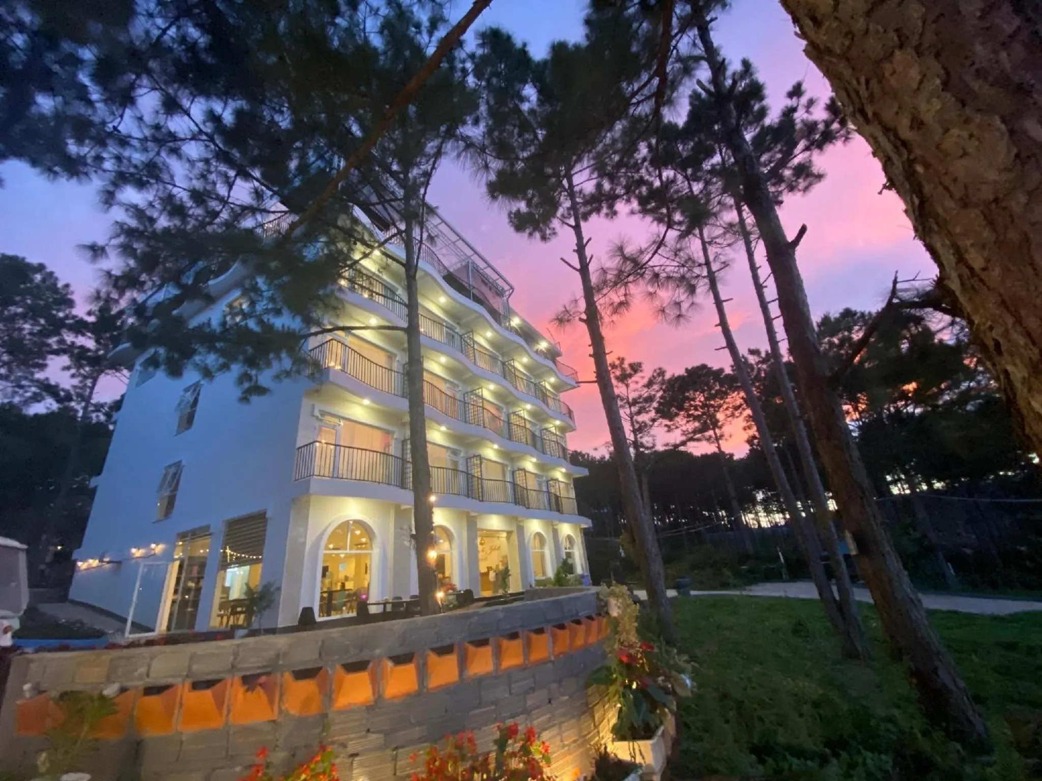 Property building in Romeo & Juliet Dalat