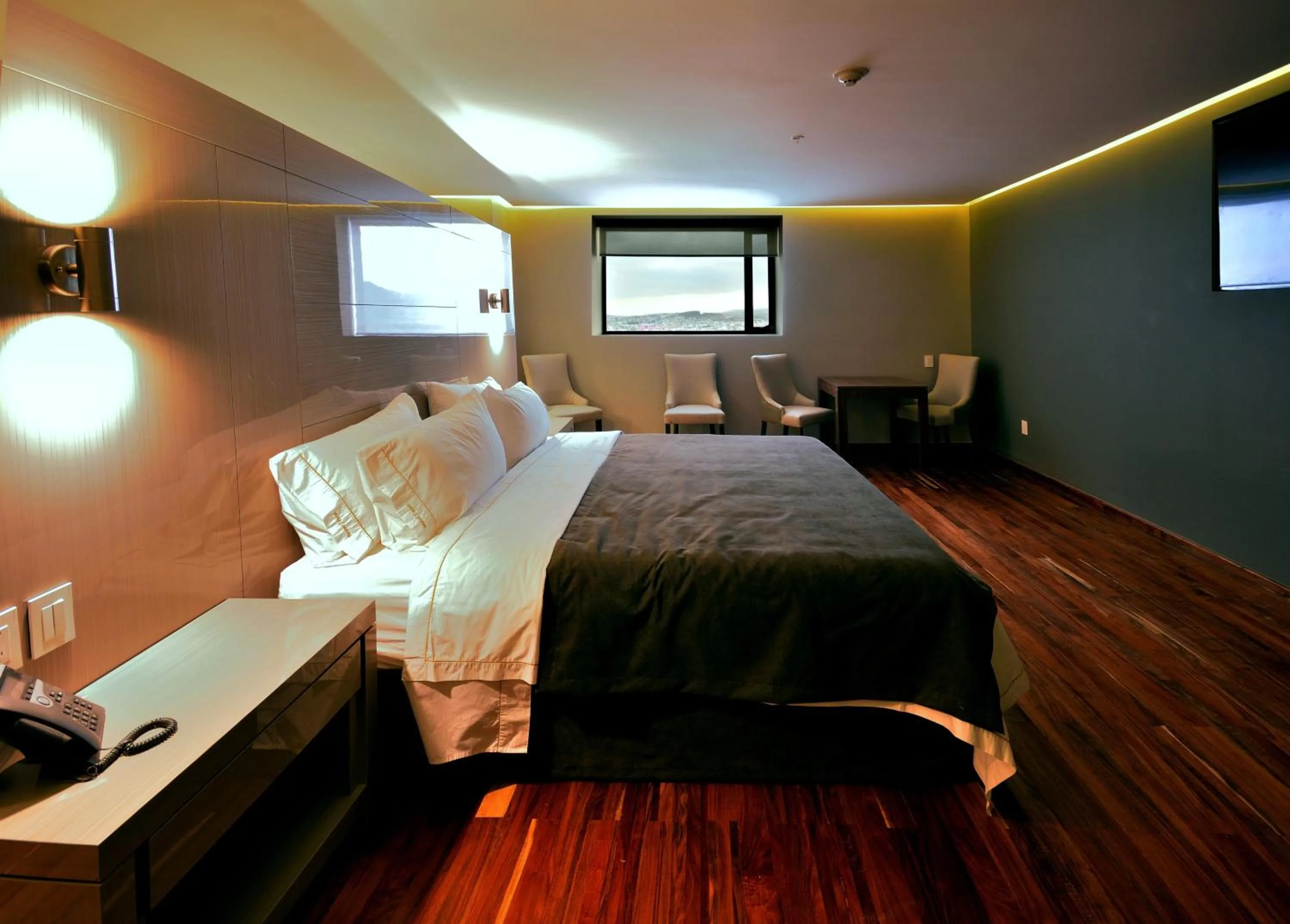 Photo of the whole room, Bed in Holiday Inn Express Pachuca by IHG