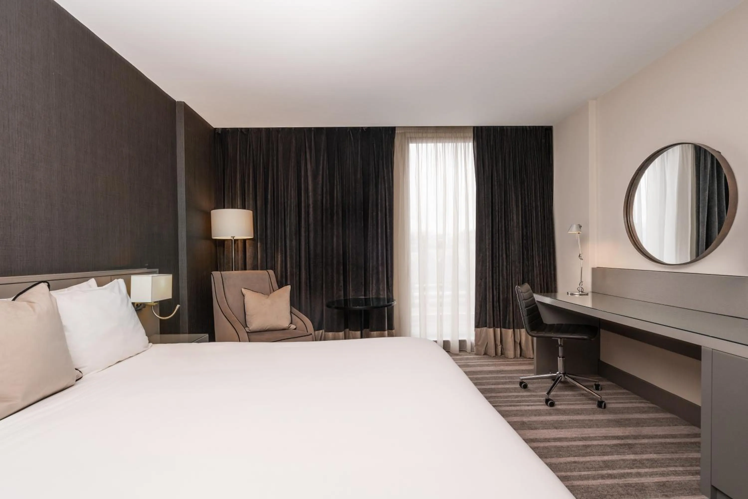 Bed in Crowne Plaza Newcastle - Stephenson Quarter by IHG