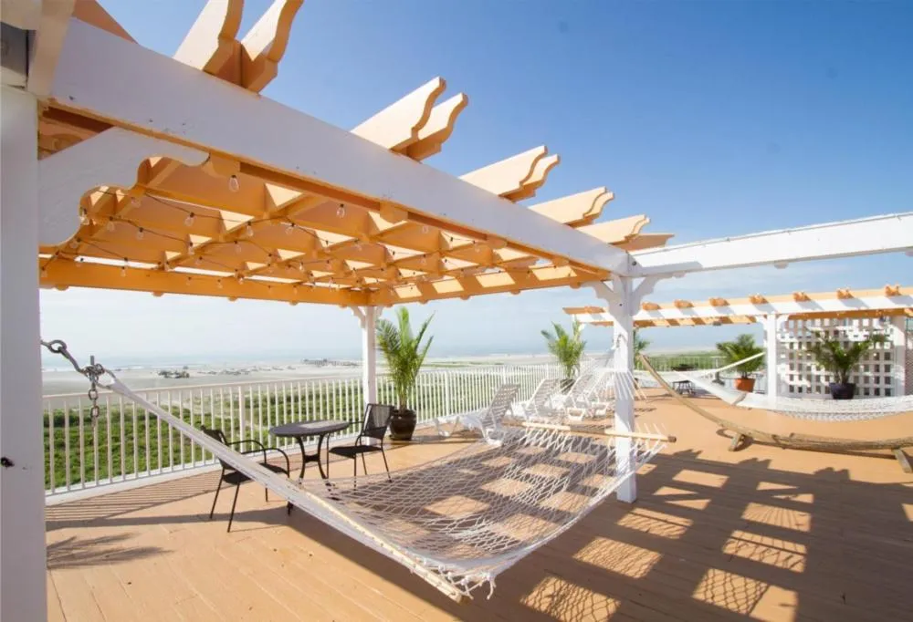Patio in Aqua Beach Hotel