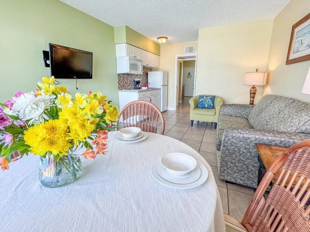 Living room in Aqua Beach Hotel