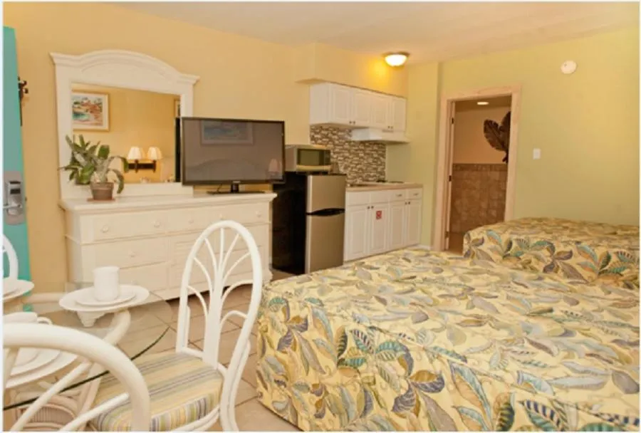 Double Room with Pool View in Aqua Beach Hotel