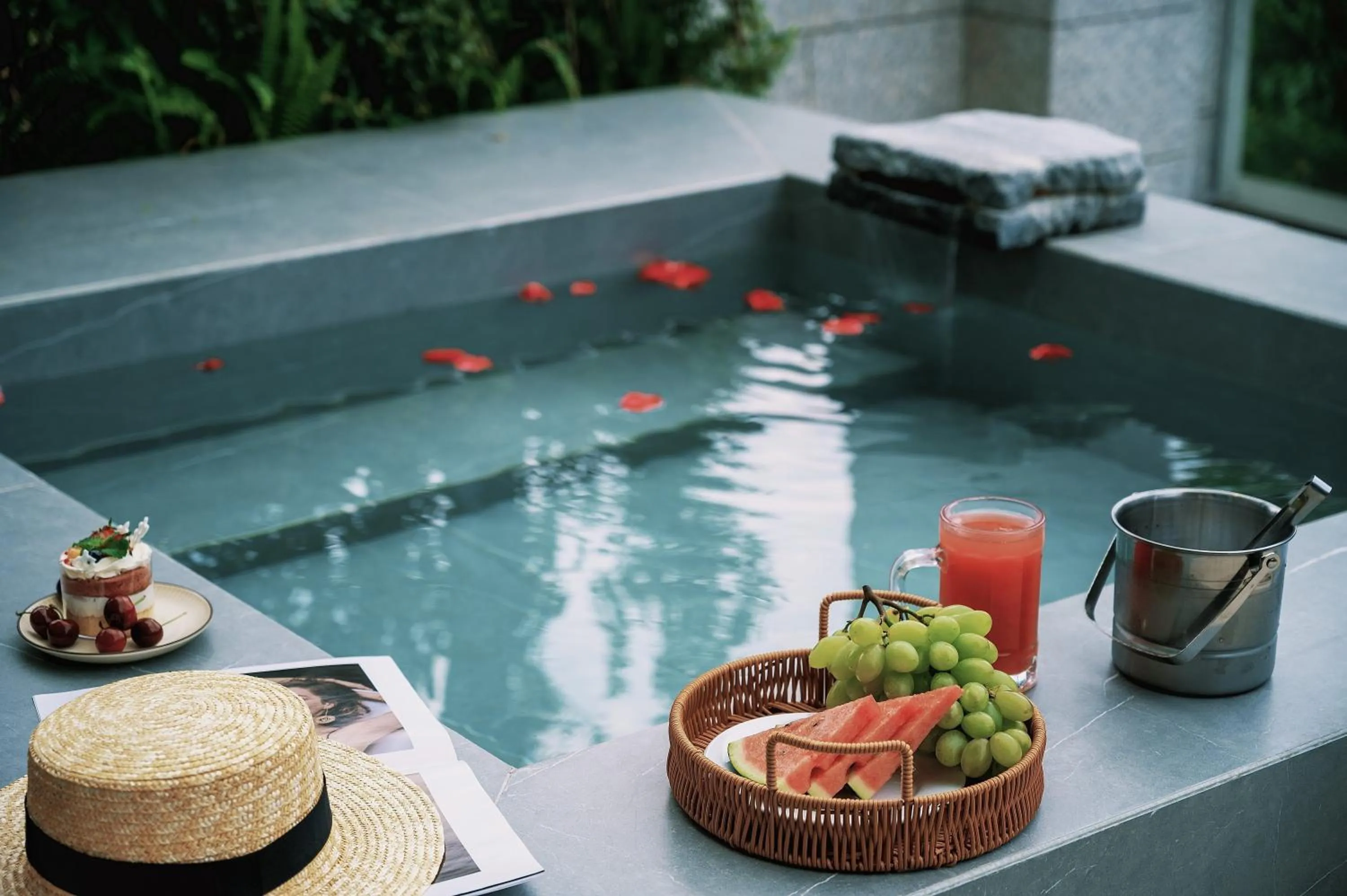 Pool view in Z HOTEL- Qingchengshan