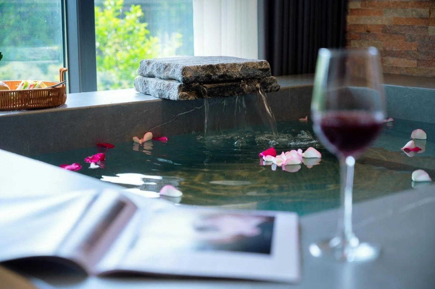 Hot Spring Bath in Z HOTEL- Qingchengshan