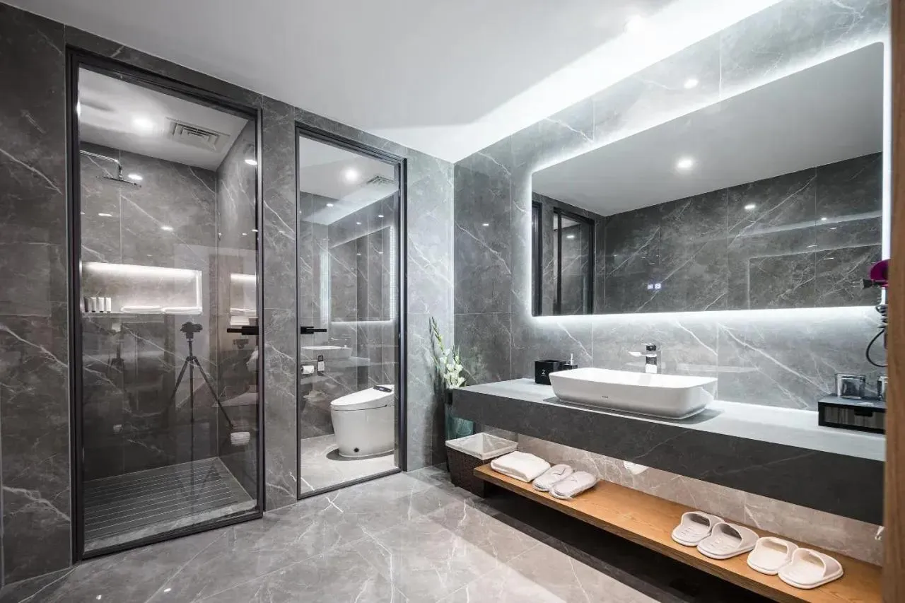 Bath in Z HOTEL- Qingchengshan