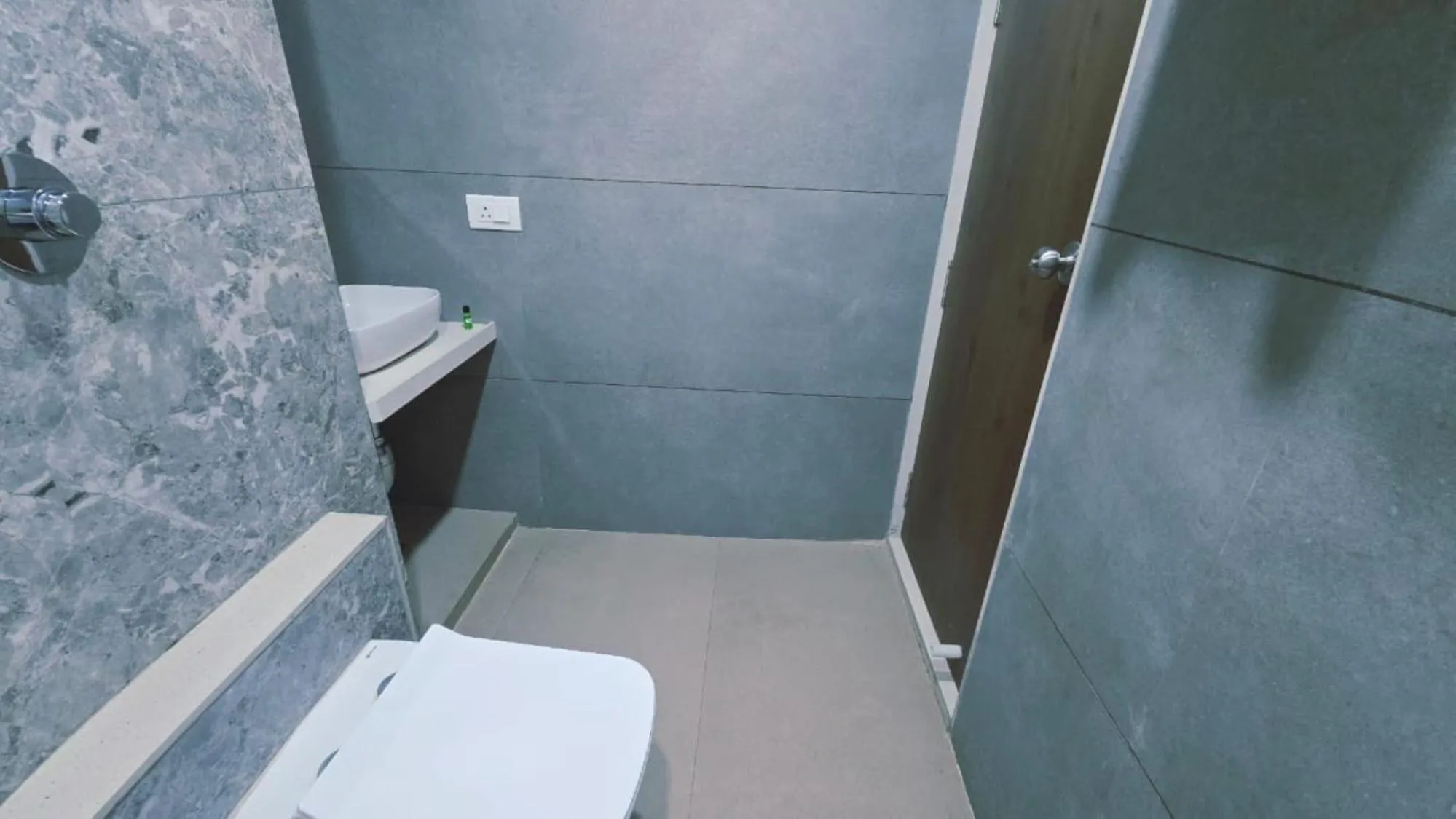 Toilet in Hotel Laxmi Elite Karad