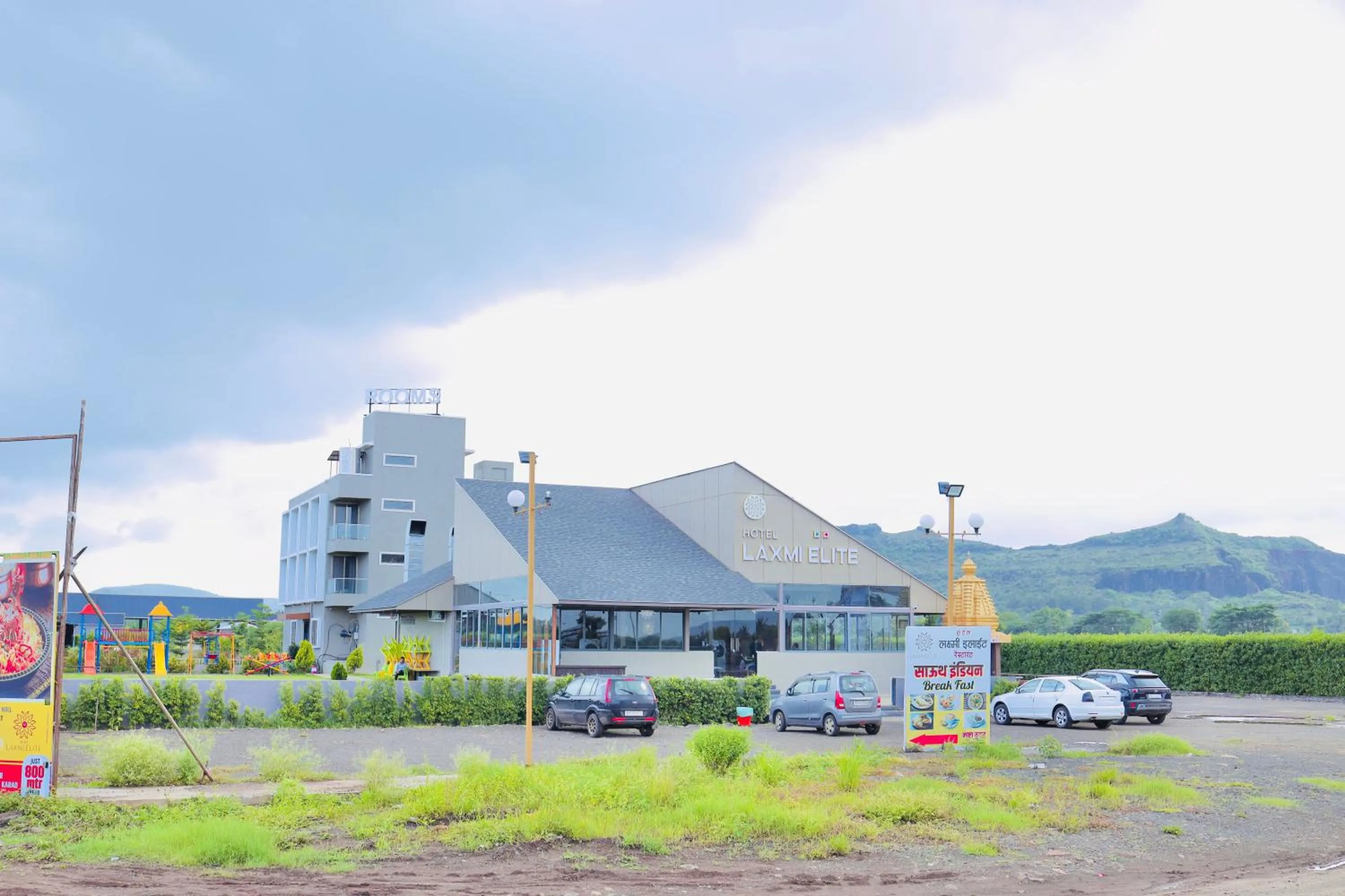 Property building in Hotel Laxmi Elite Karad