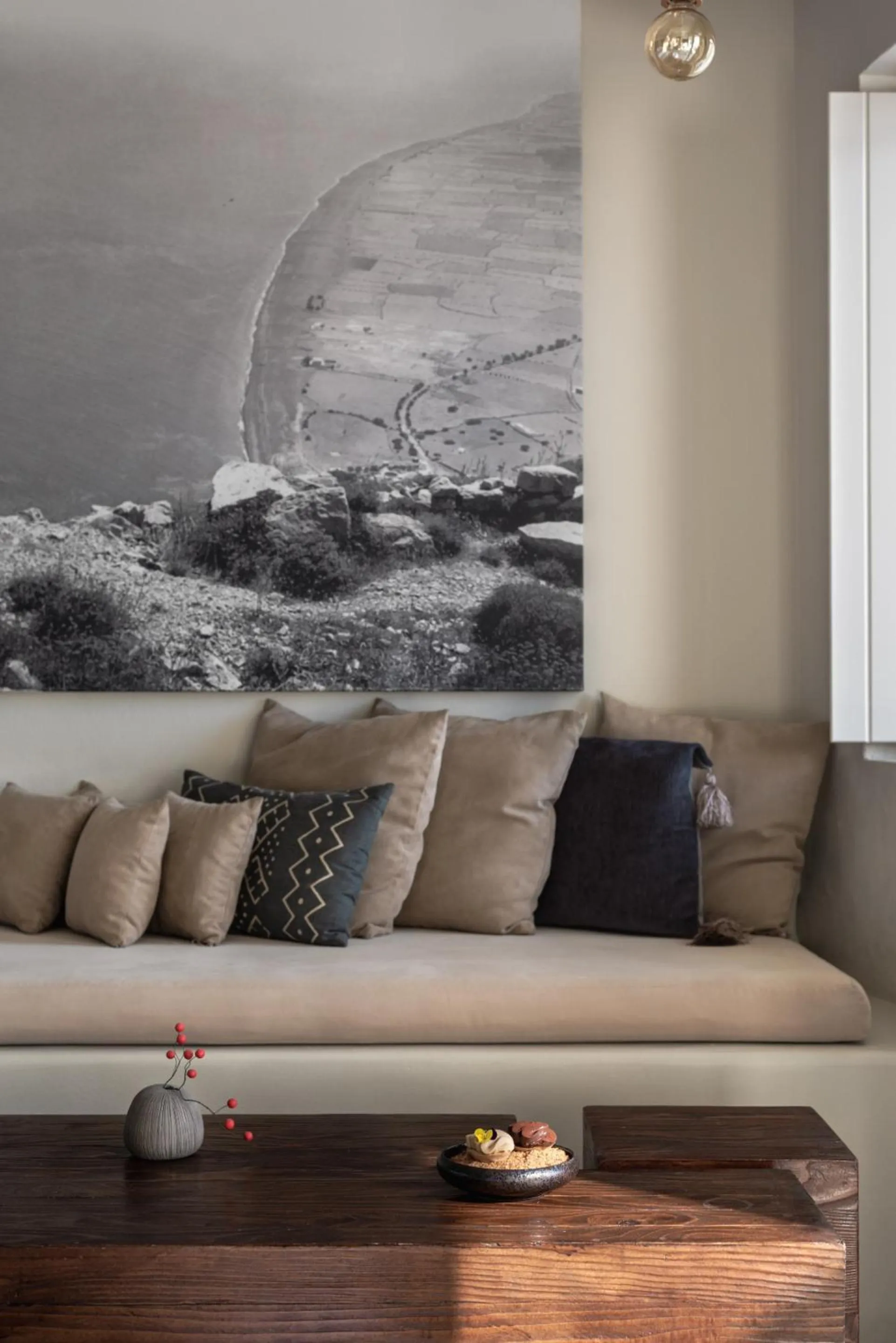 Seating area in West East Suites