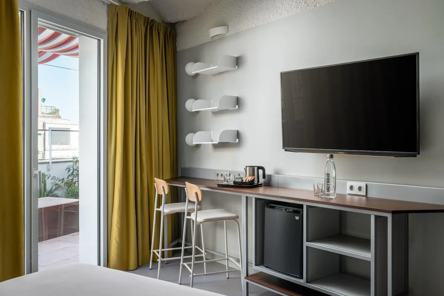 Bedroom, Bed in BYPILLOW Flamant