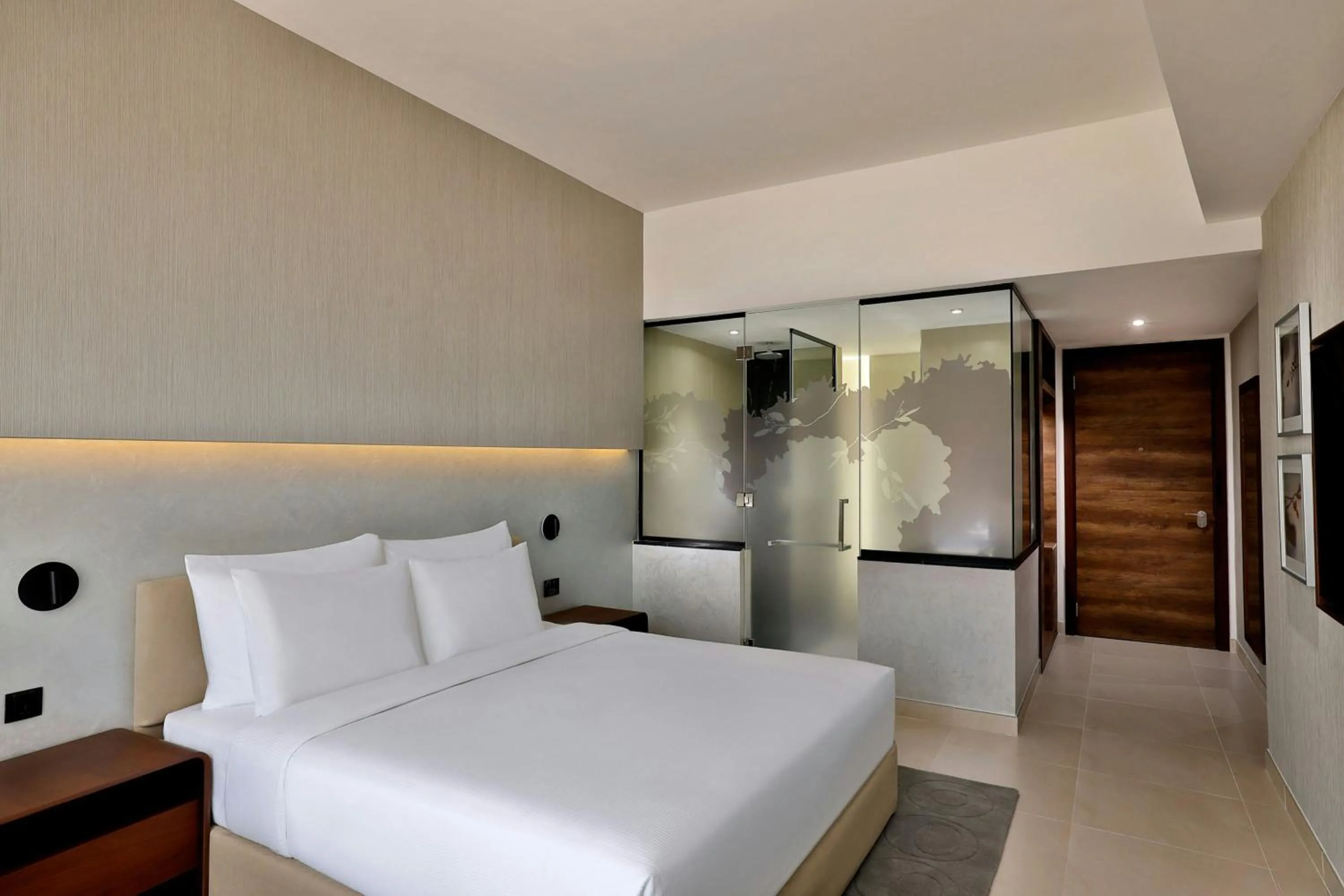 Photo of the whole room, Bed in Hotel Local Dubai, Jumeirah Village Triangle, Autograph Collection