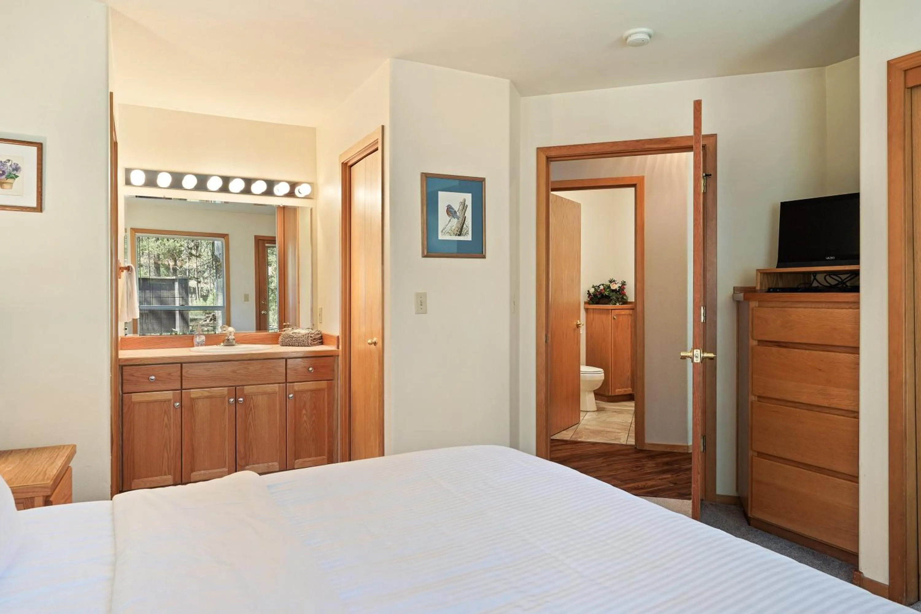 Bed in 1 Colonial