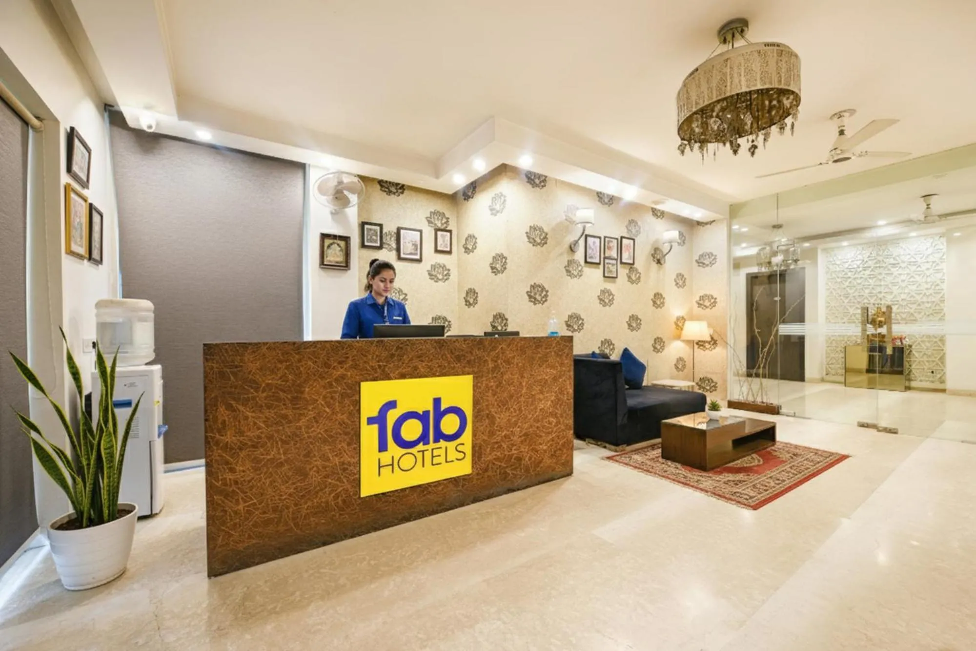 FabHotel Micasa Near Leisure Valley Park - Iffco Chowk