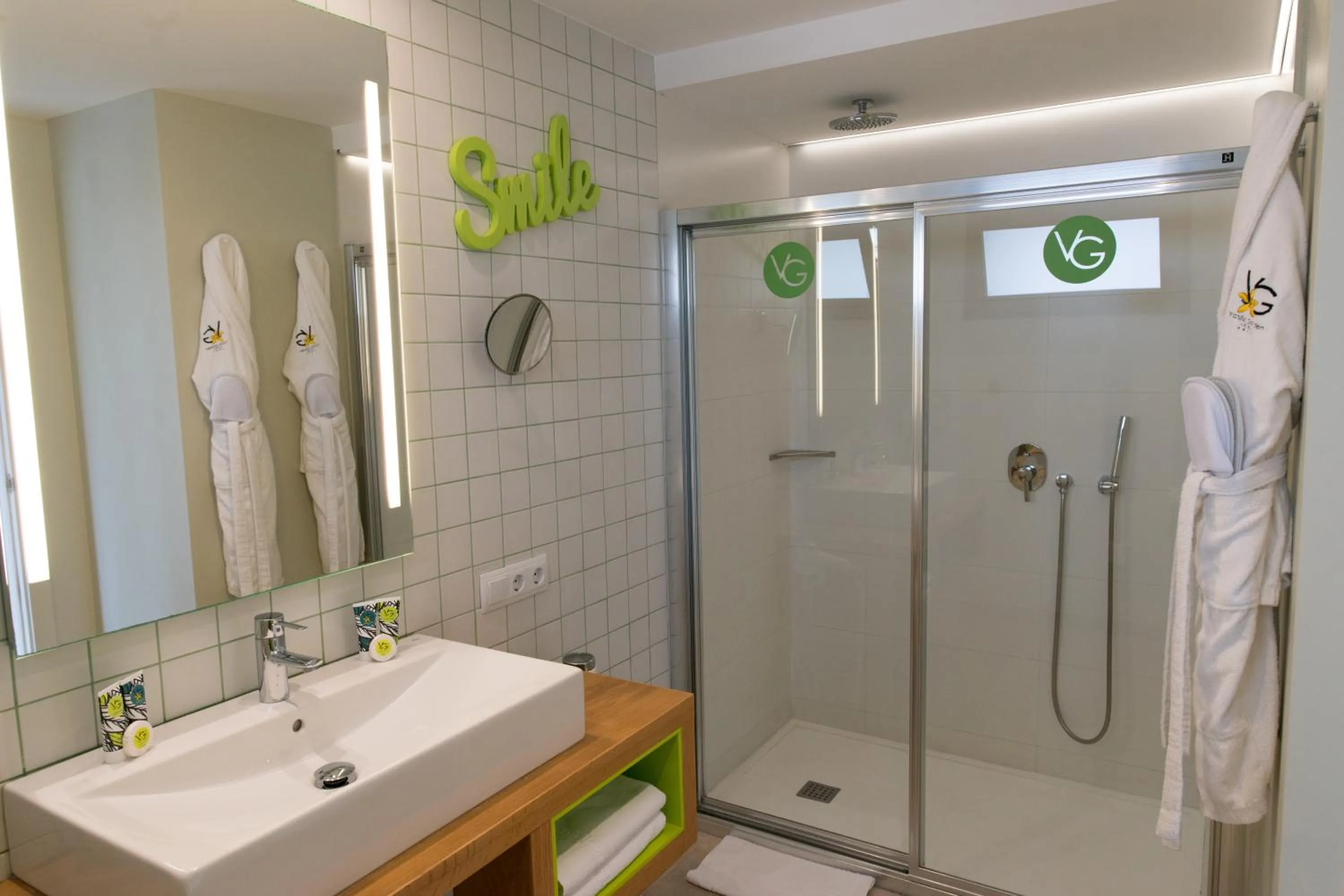 Shower in Vanilla Garden Boutique Hotel - Adults Only