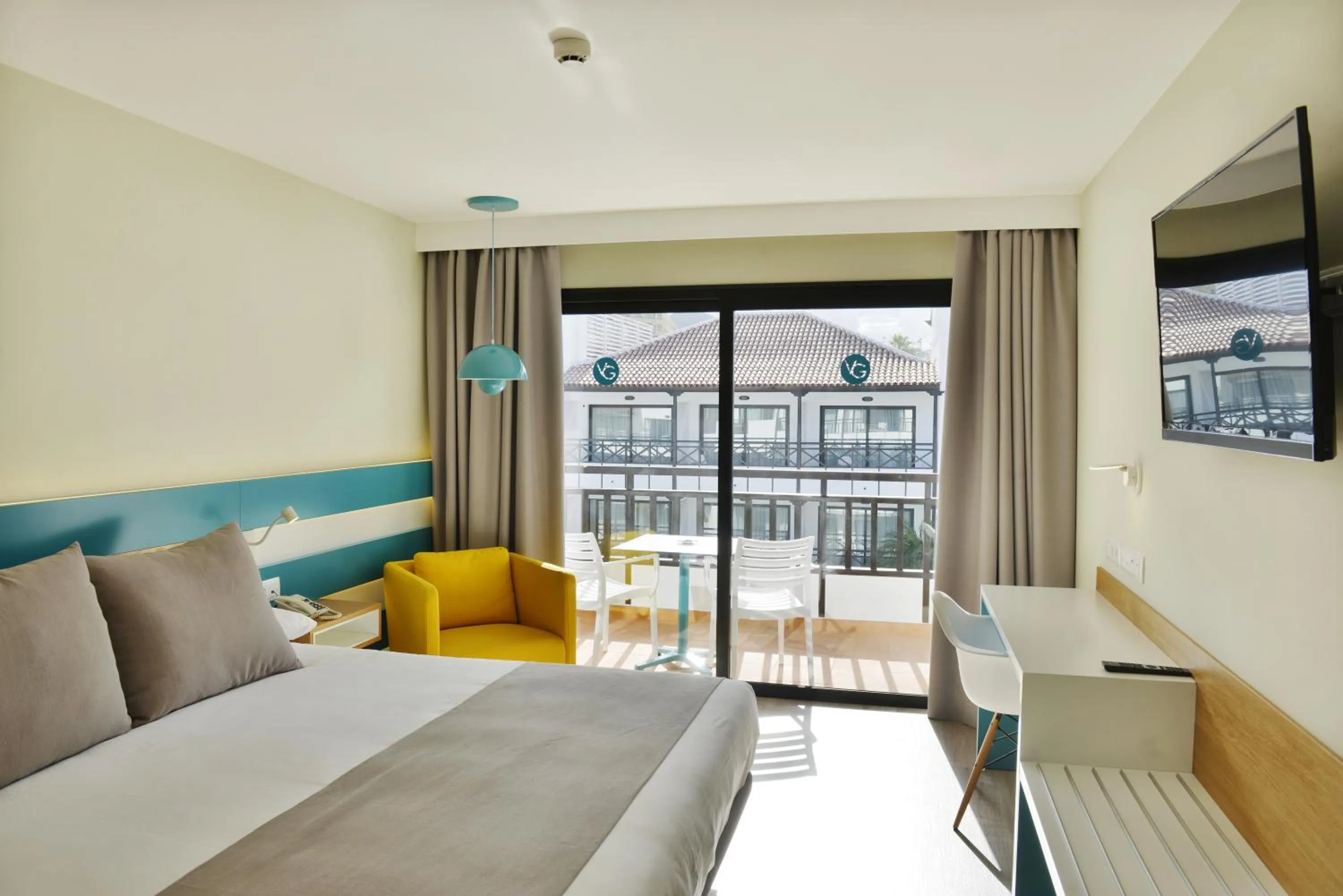 Balcony/Terrace, Bed in Vanilla Garden Boutique Hotel - Adults Only