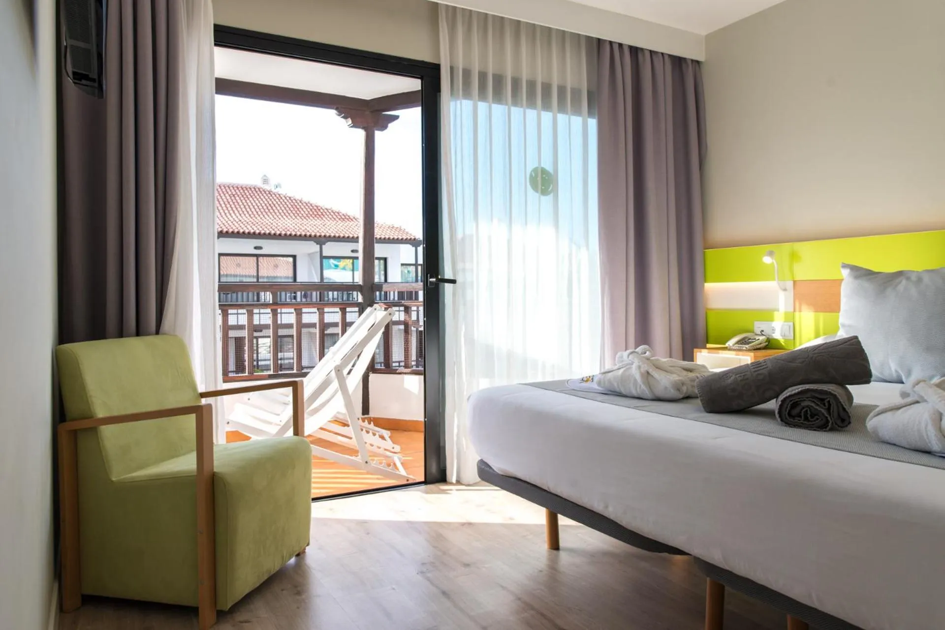 Balcony/Terrace, Bed in Vanilla Garden Boutique Hotel - Adults Only