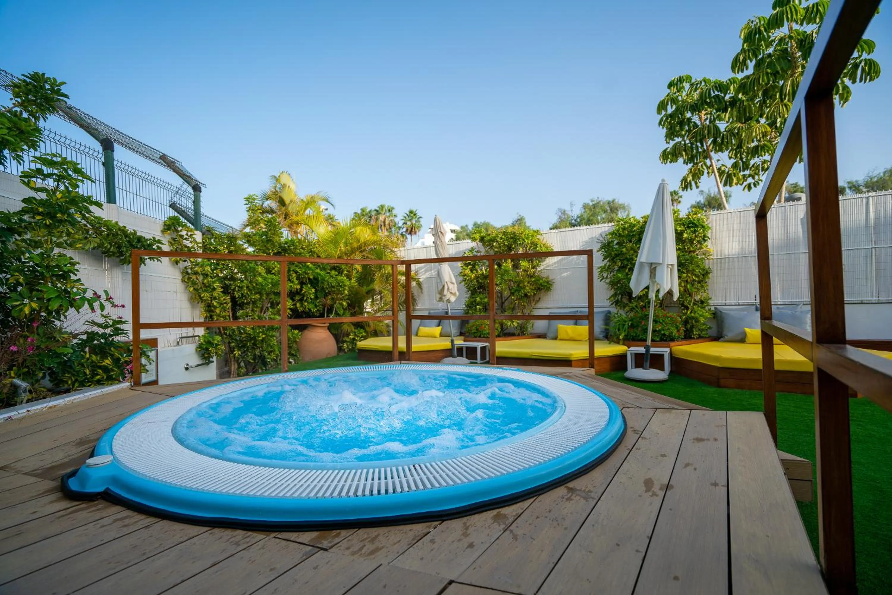 Swimming pool in Vanilla Garden Boutique Hotel - Adults Only
