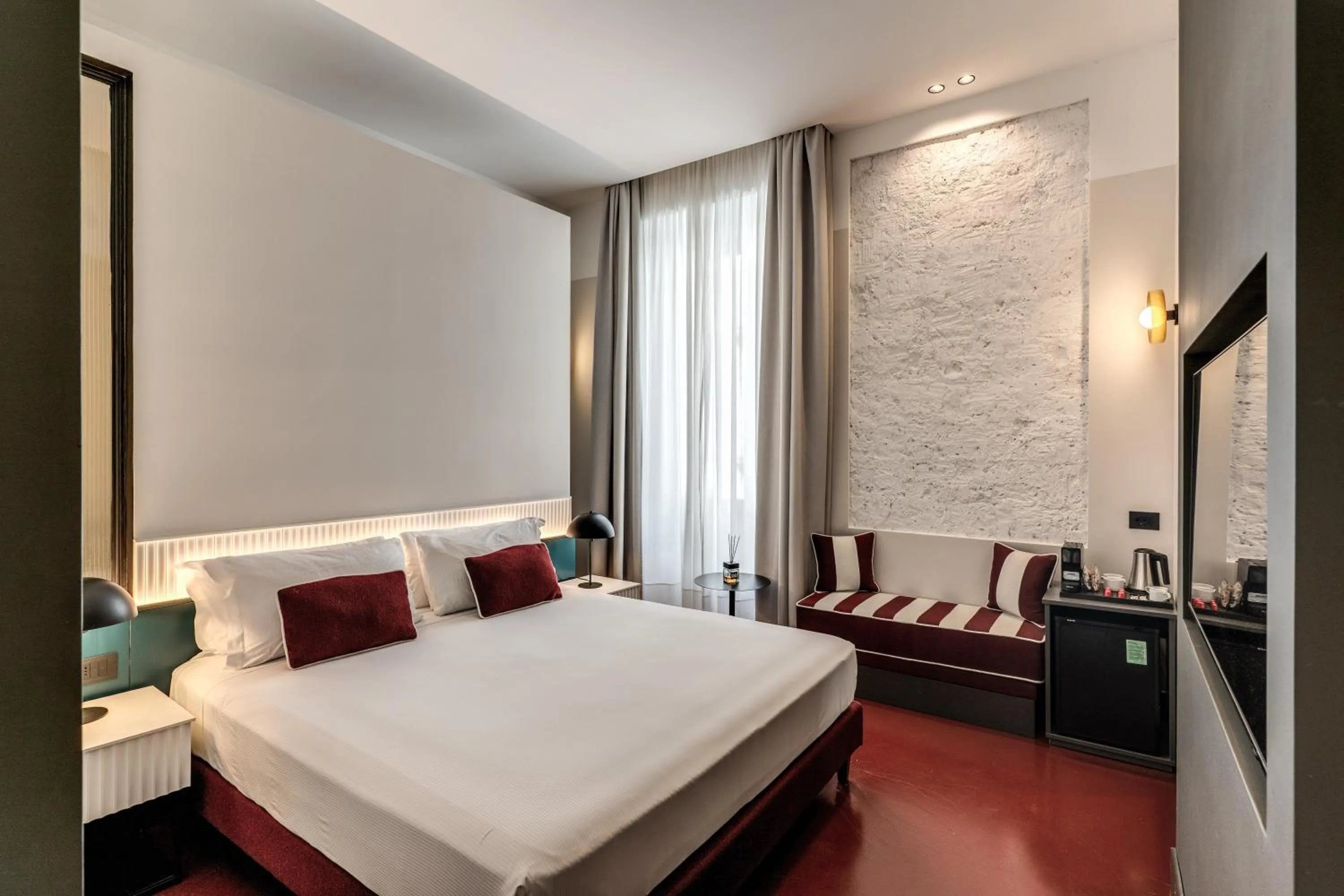 Standard Queen Room in Adaram Suites