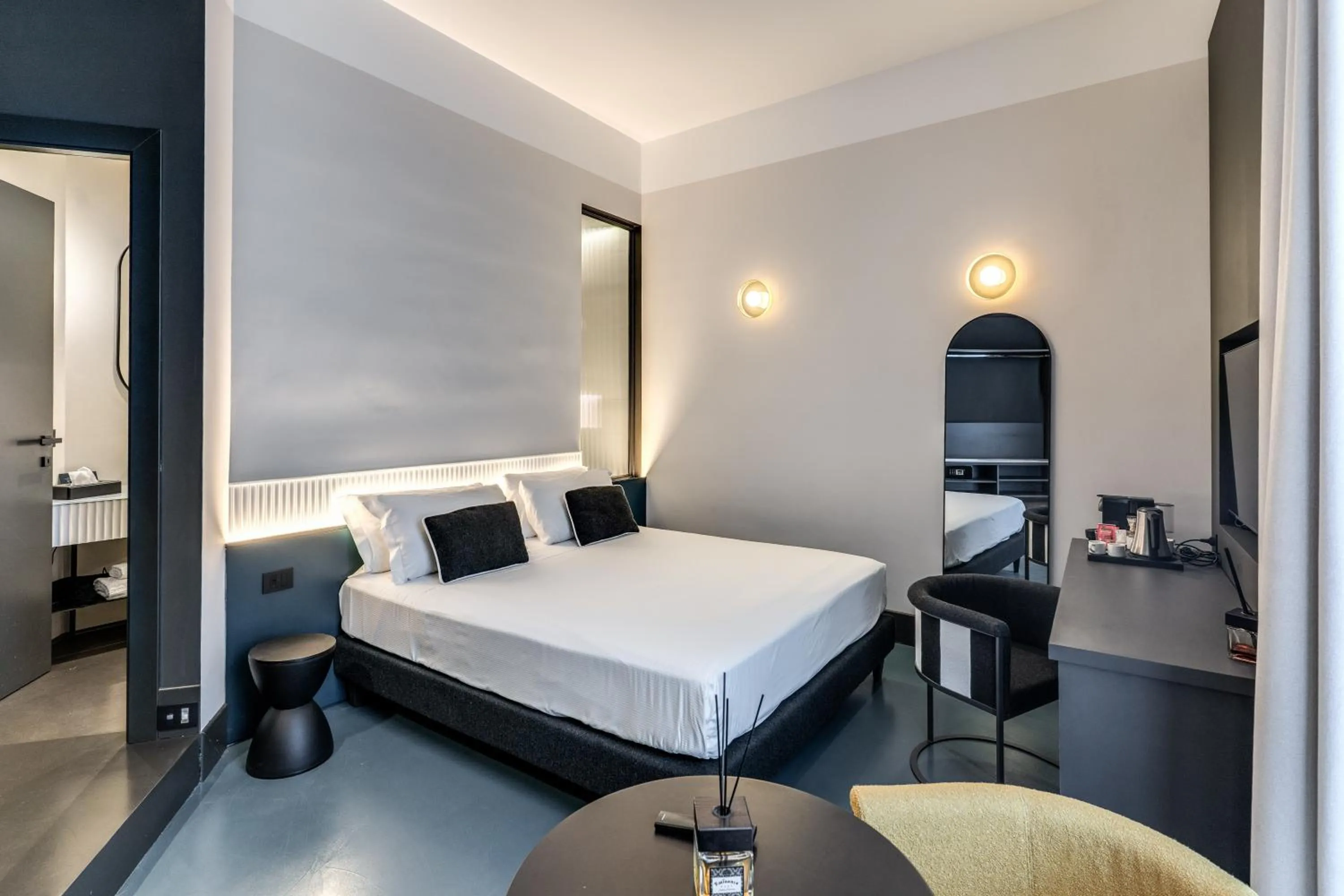 Adaram Suites