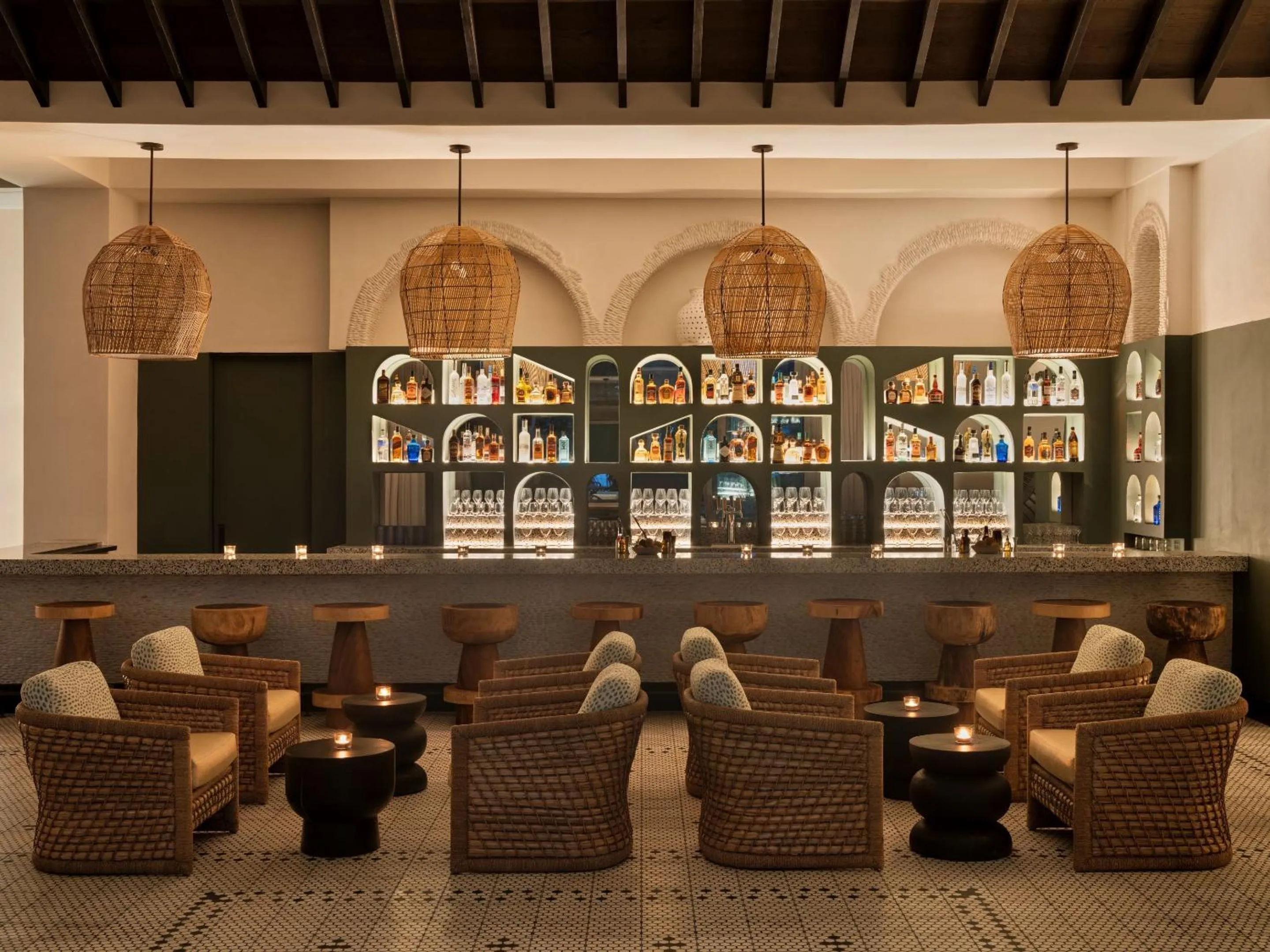 Restaurant/places to eat in Kimpton - Grand Roatan Resort and Spa