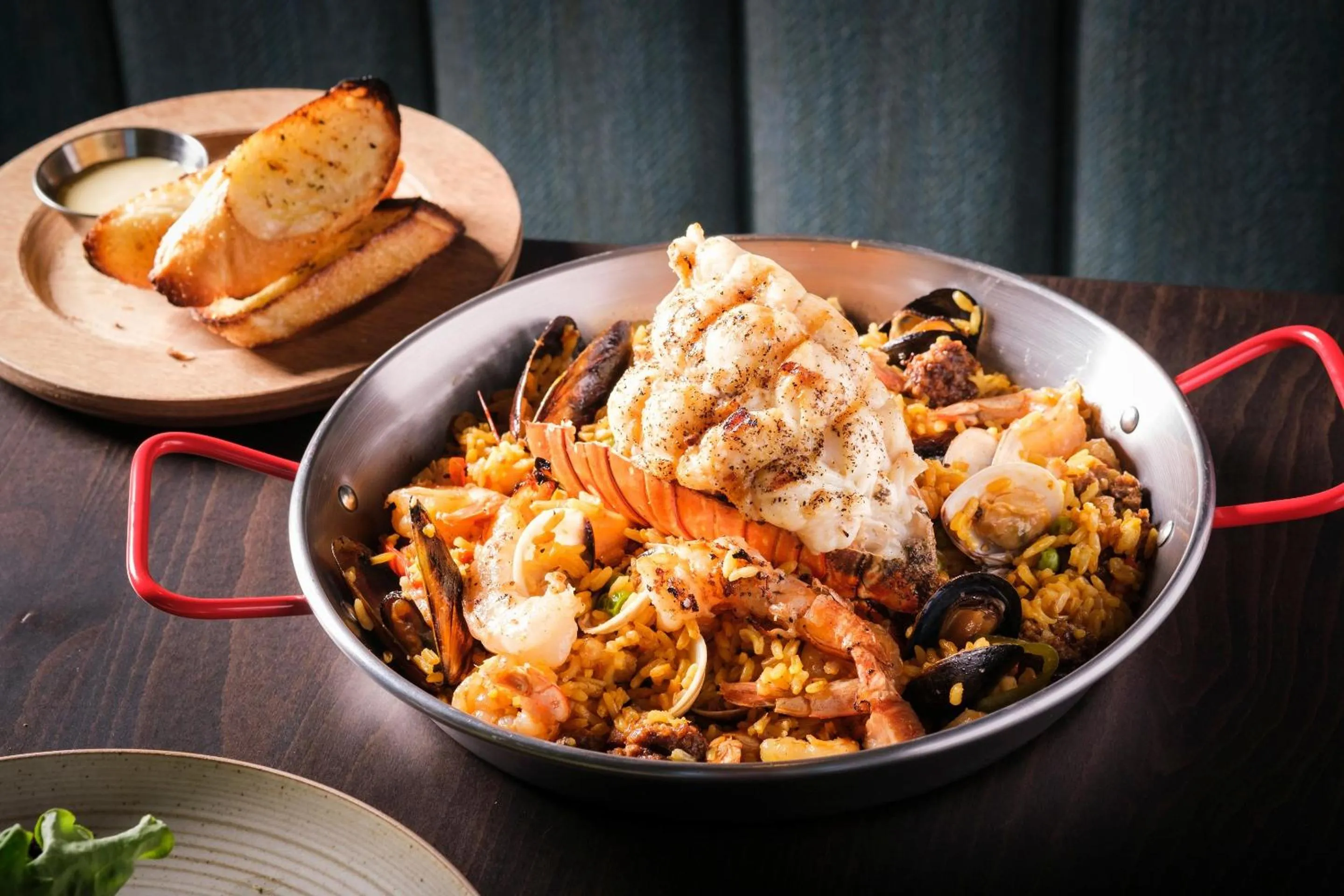 Restaurant/places to eat in Kimpton - Grand Roatan Resort and Spa